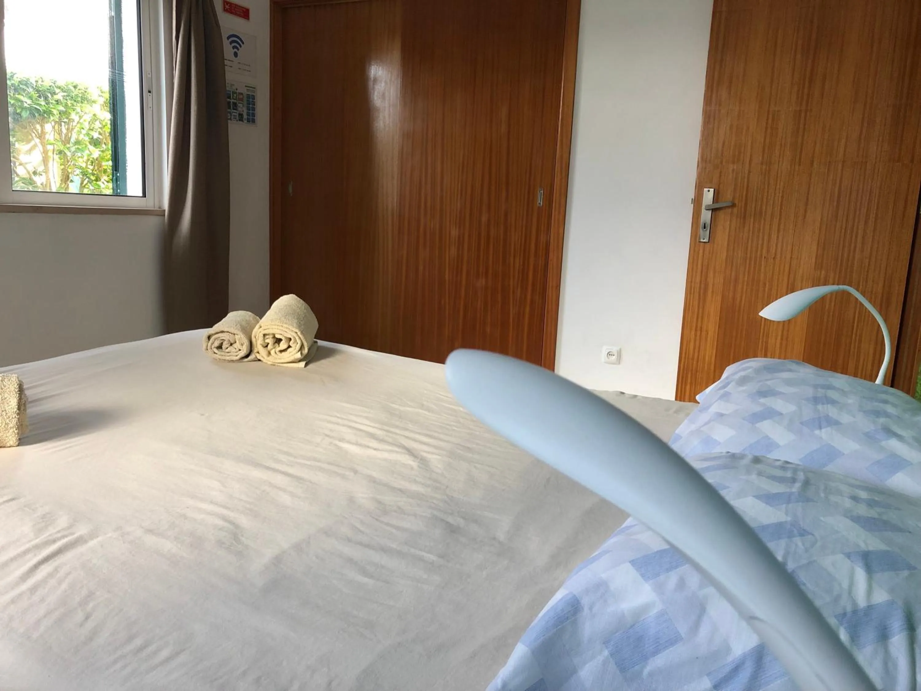 Bed in AZORES HOLIDAYS HOUSE -B&B - Suites - Self Check-in KEYBOARD