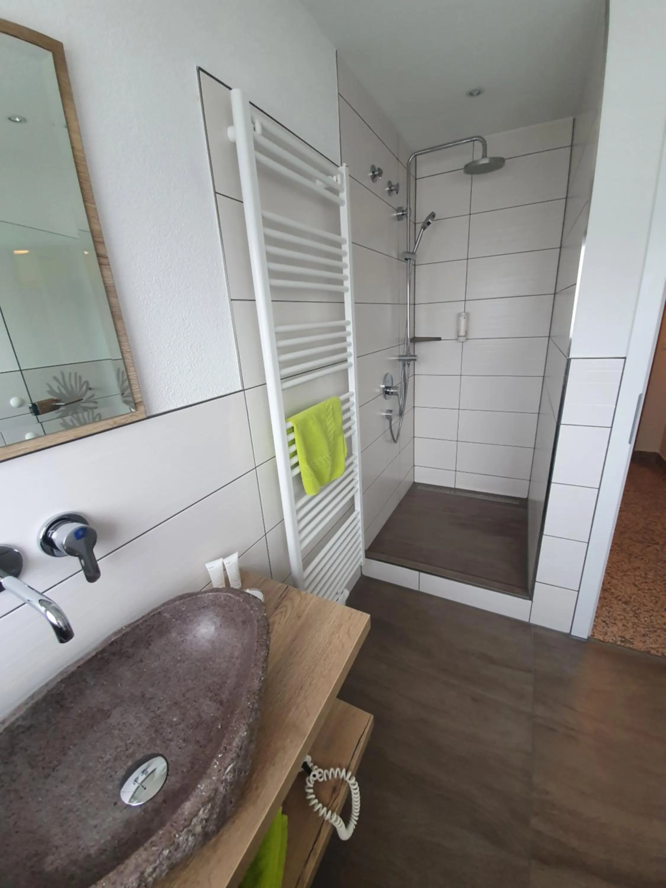 Bathroom in Hotel & Restaurant "Am Obstgarten"