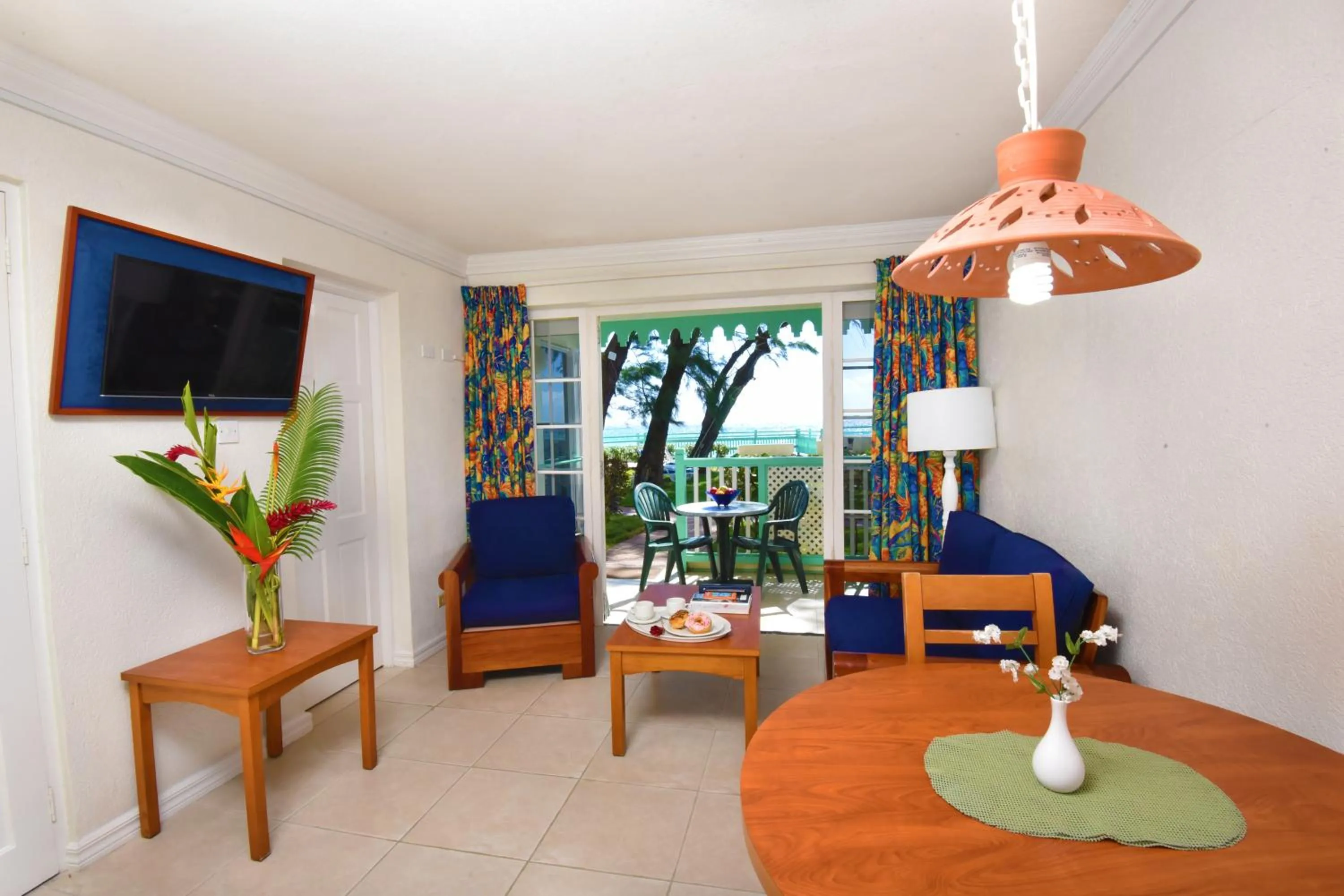 TV and multimedia in Blue Orchids Beach Hotel