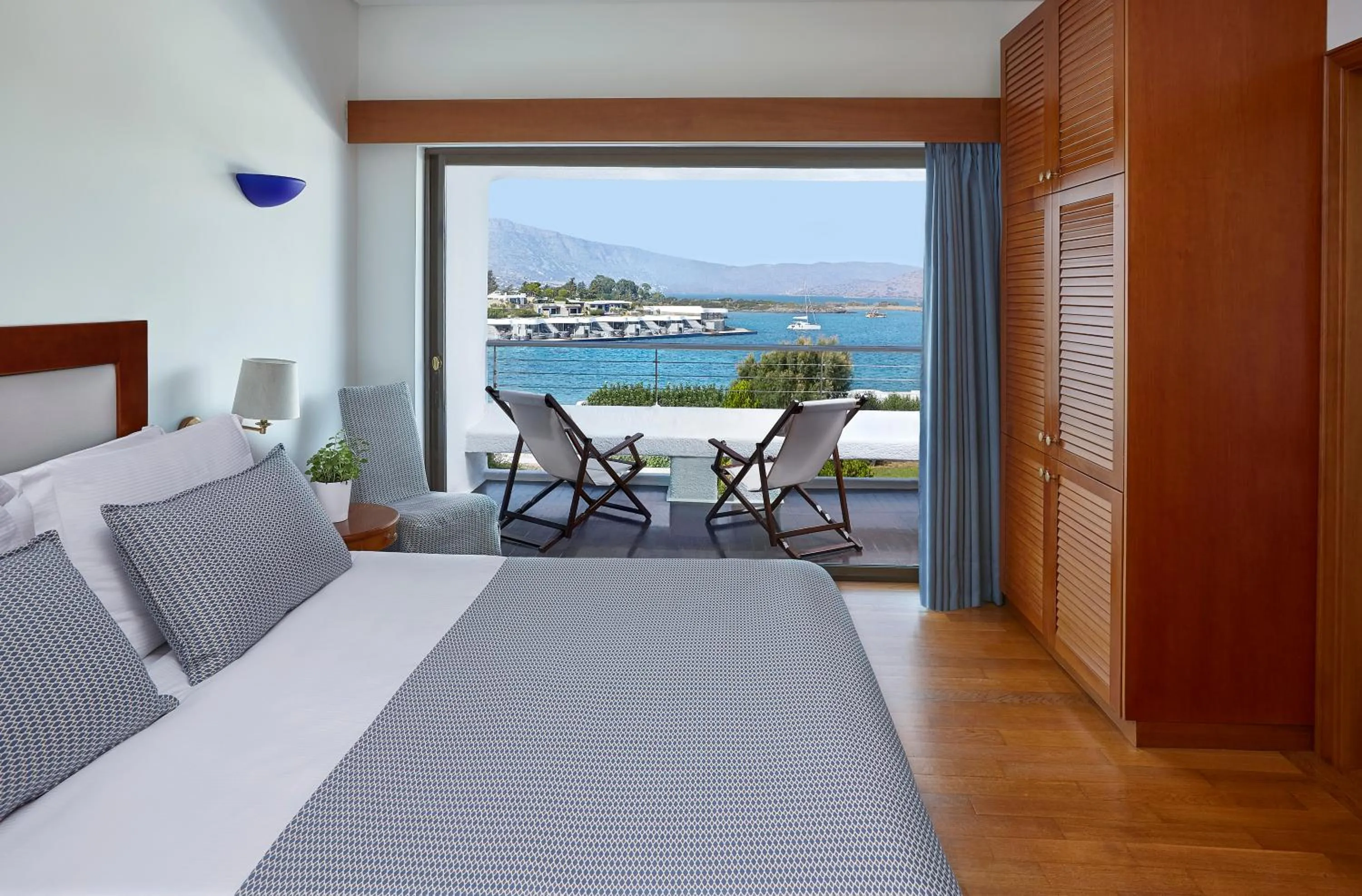 Balcony/Terrace, Bed in Elounda Beach Hotel & Villas, a Member of the Leading Hotels of the World