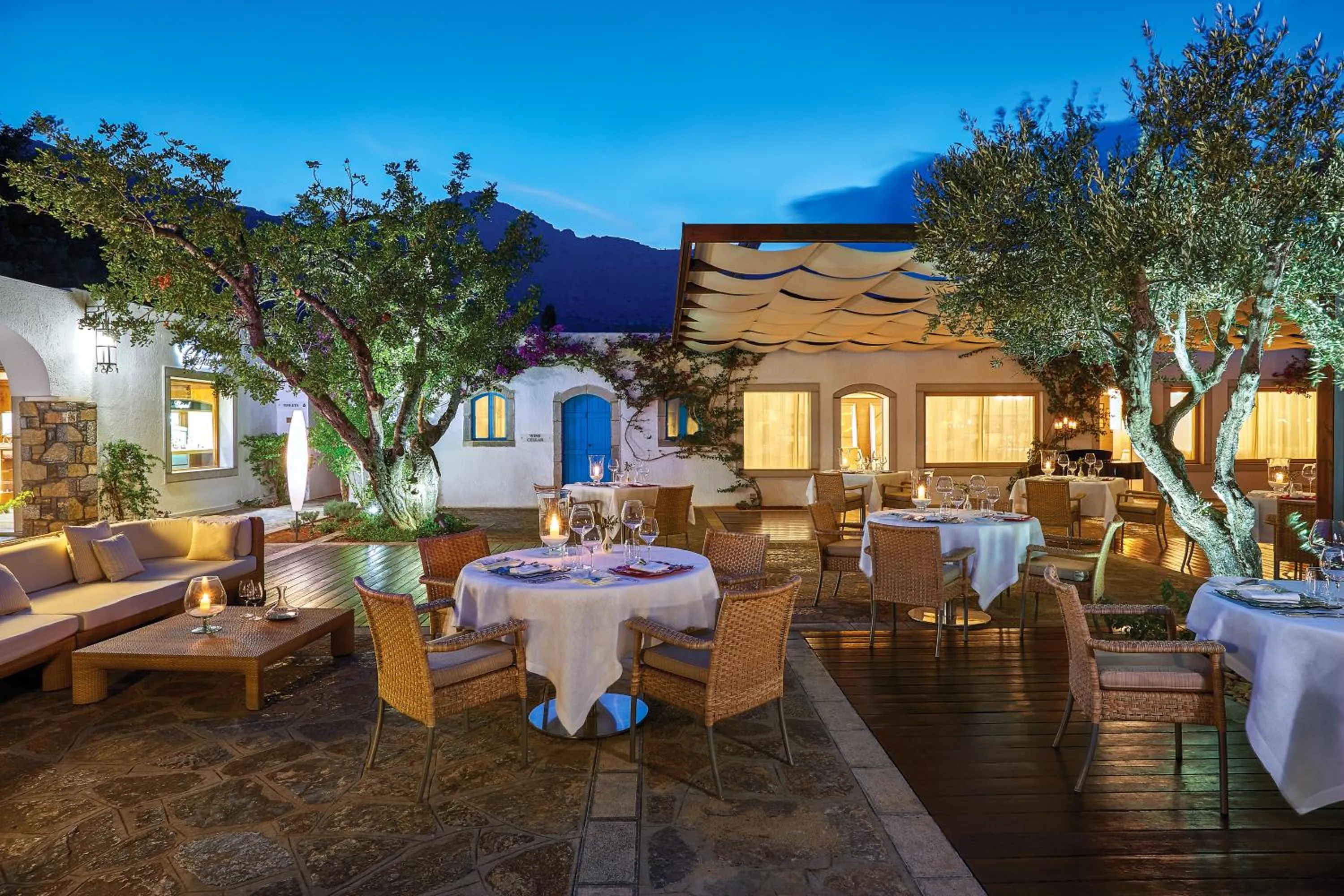 Restaurant/places to eat in Elounda Beach Hotel & Villas, a Member of the Leading Hotels of the World