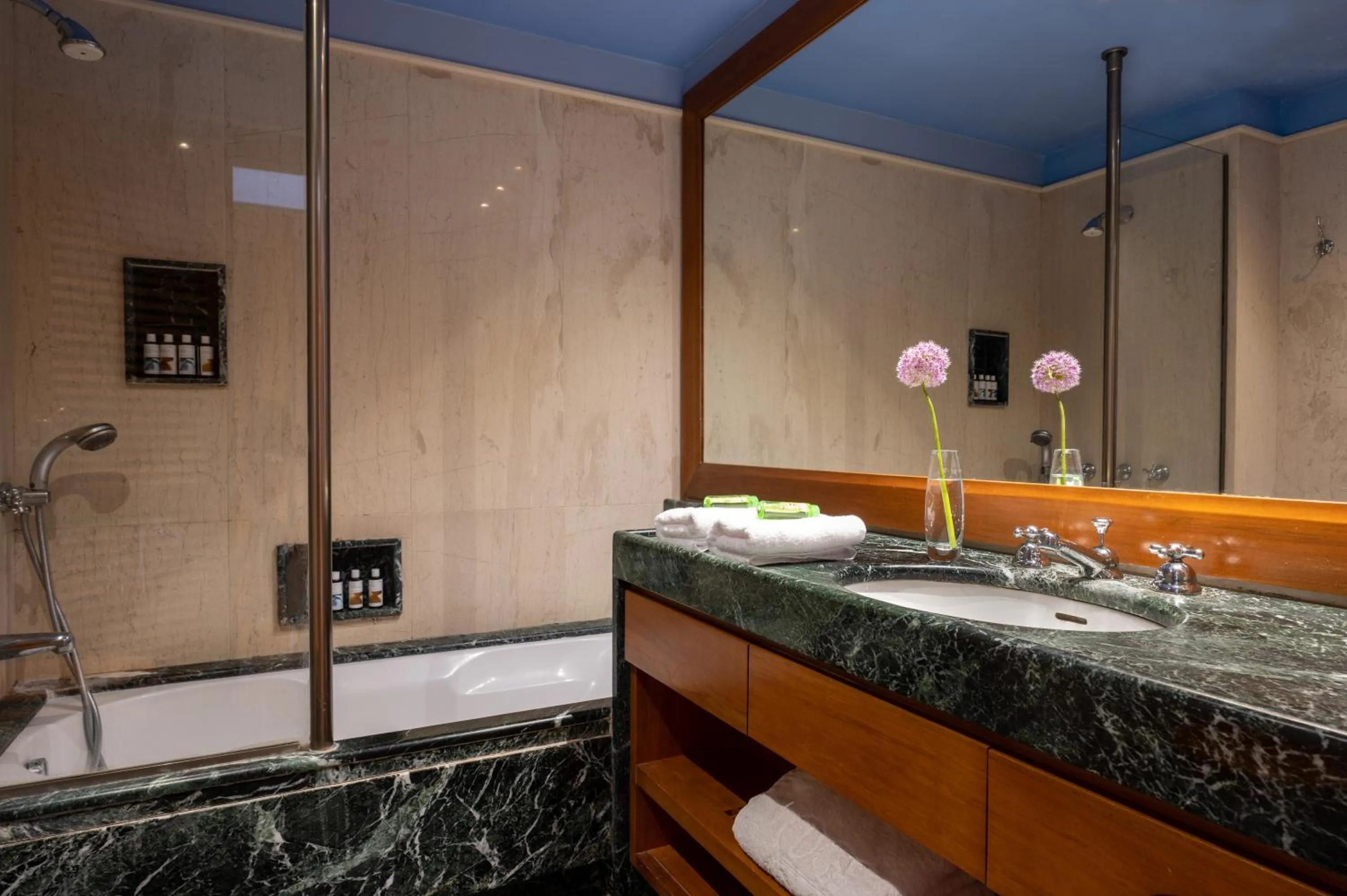 Bathroom in Elounda Beach Hotel & Villas, a Member of the Leading Hotels of the World