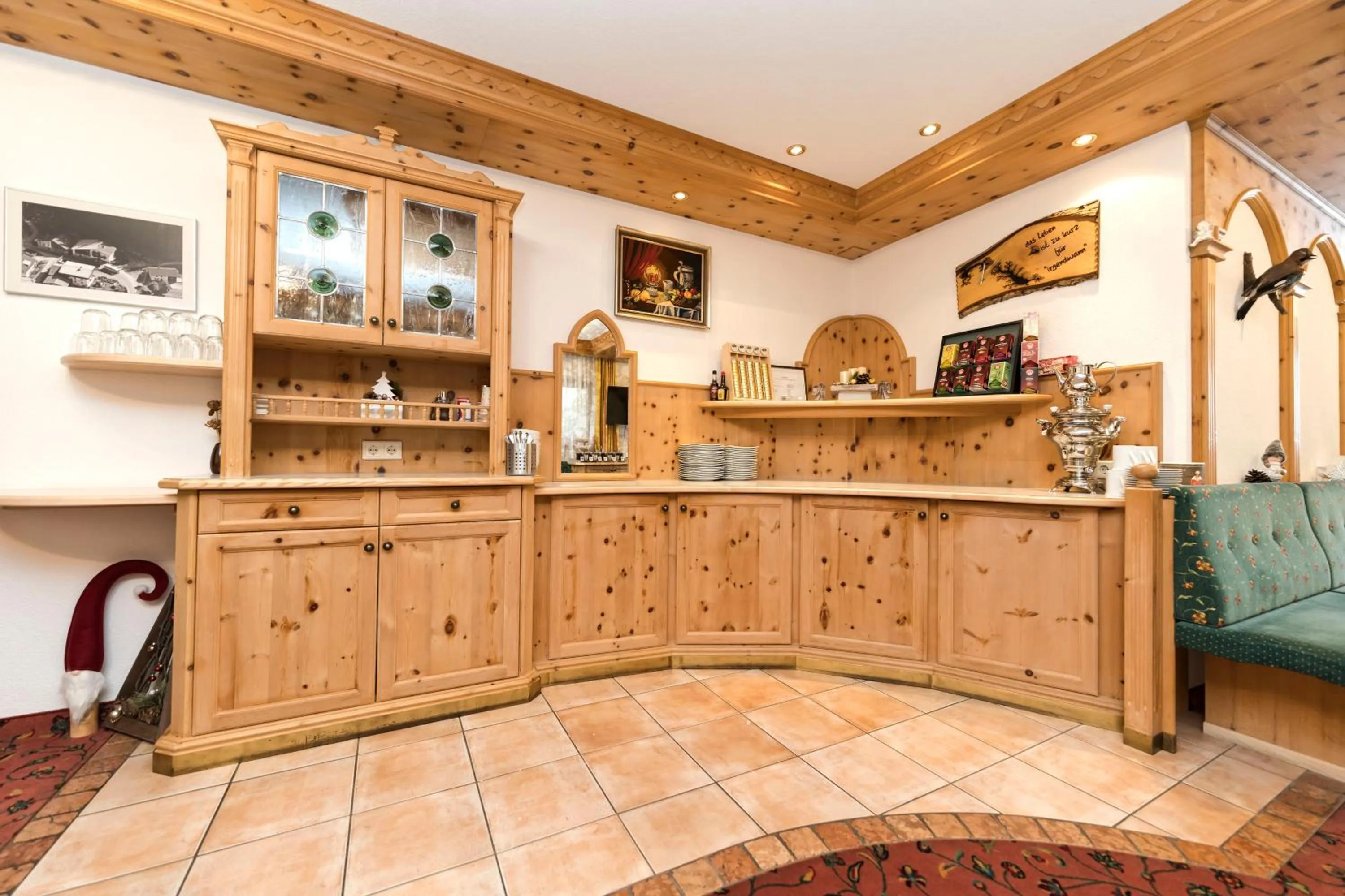 Breakfast in Hotel Garni Siegele - inklusive Silvretta-Card PREMIUM