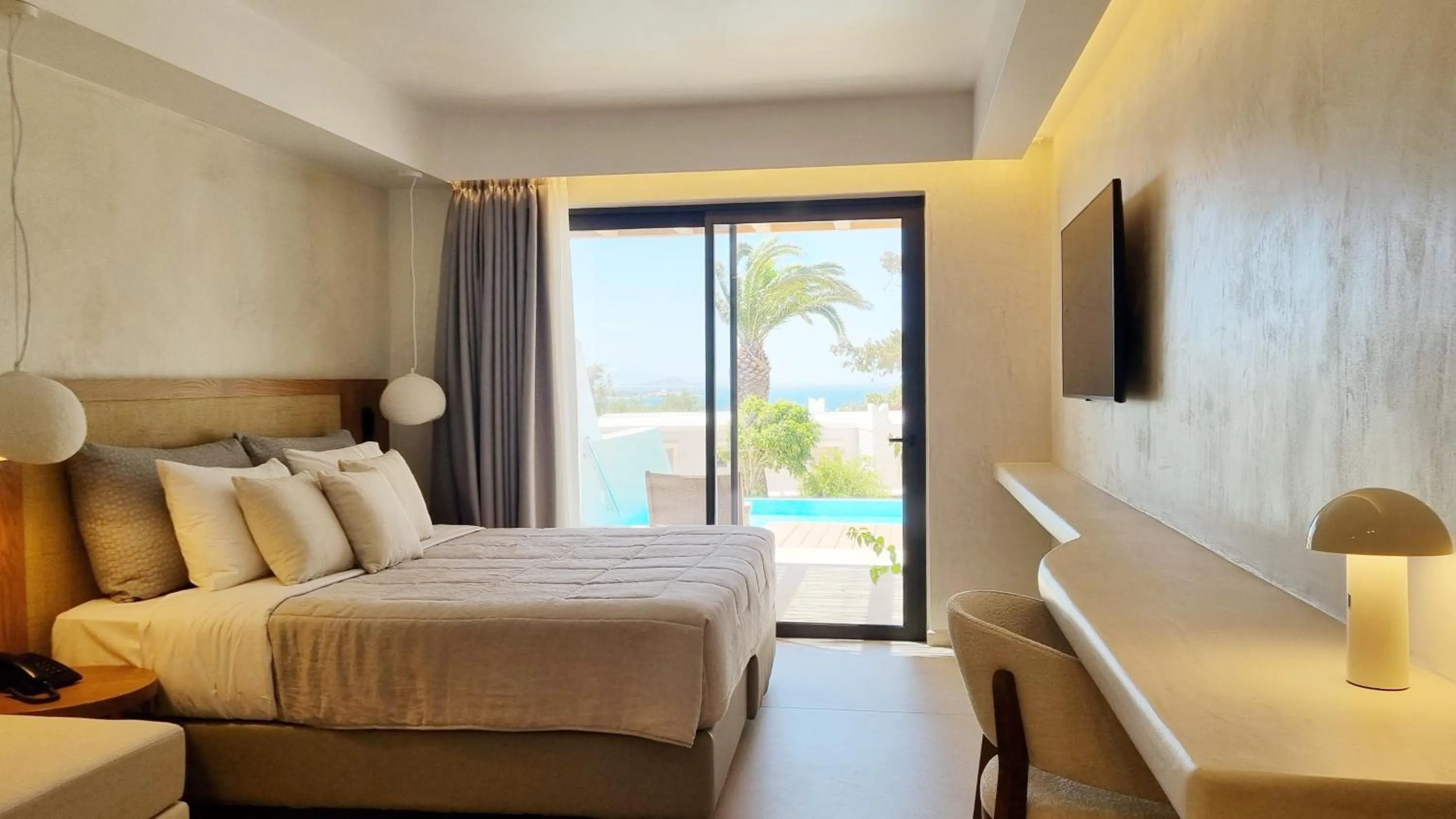 Bedroom, Bed in Kavuras Village Hotel & Suites