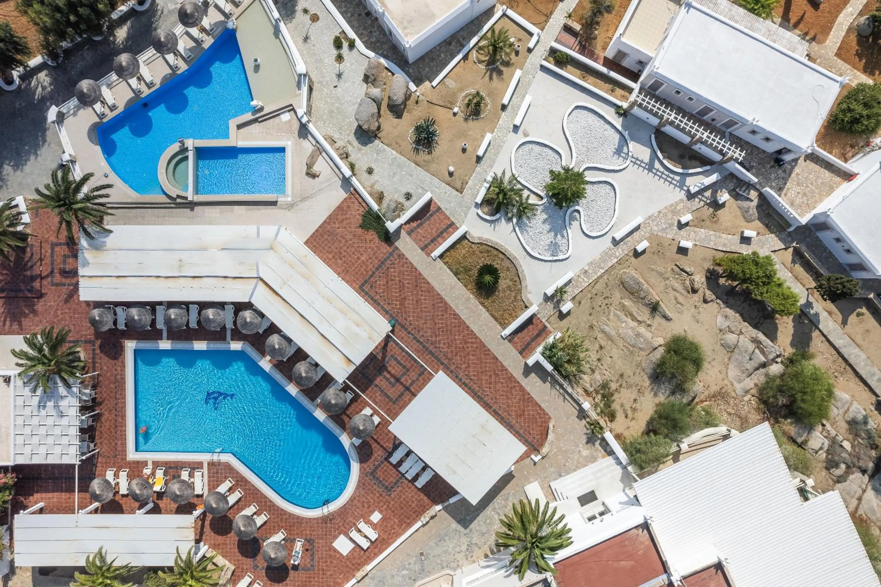 Swimming pool in Kavuras Village Hotel & Suites