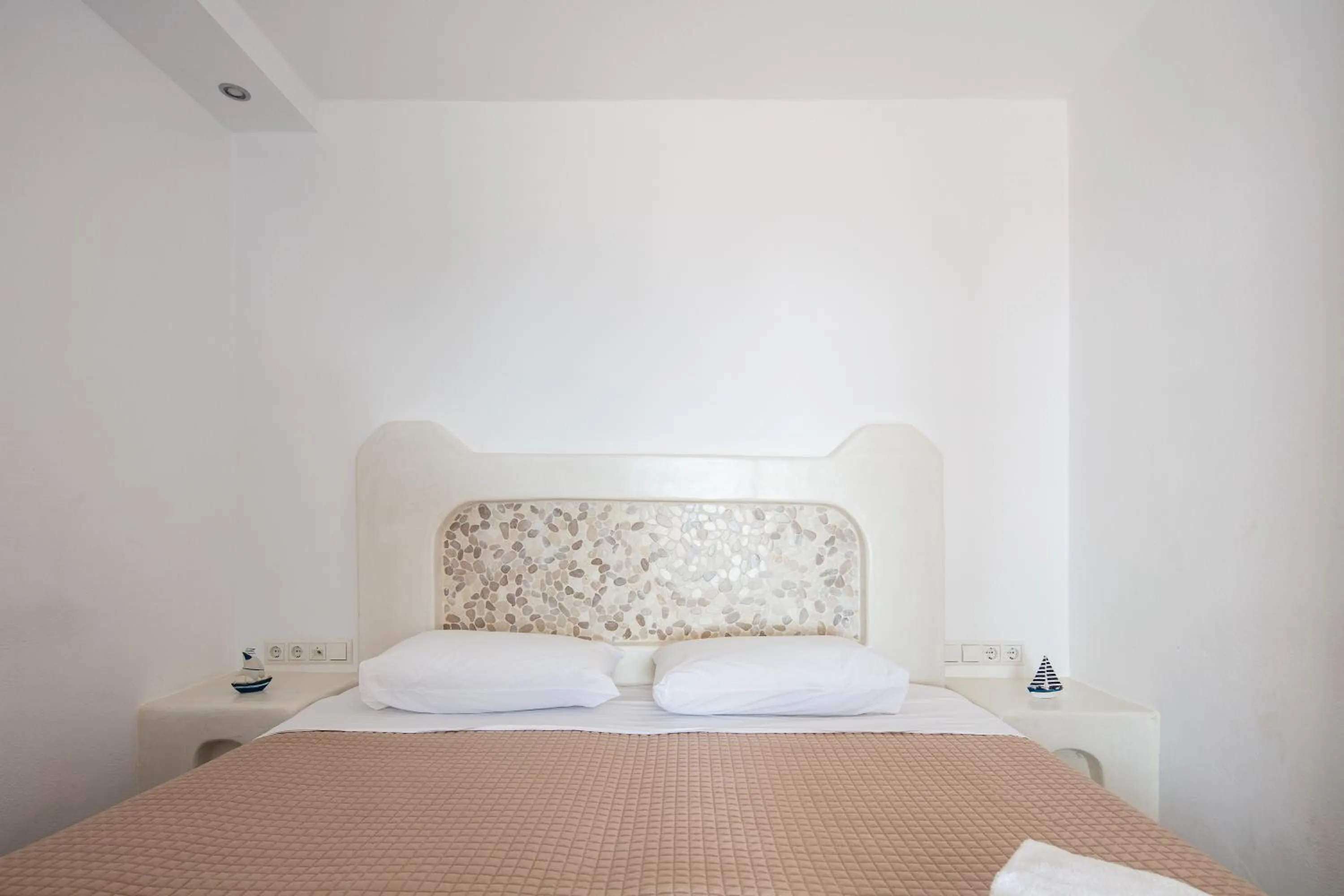 Bed in Kavuras Village Hotel & Suites