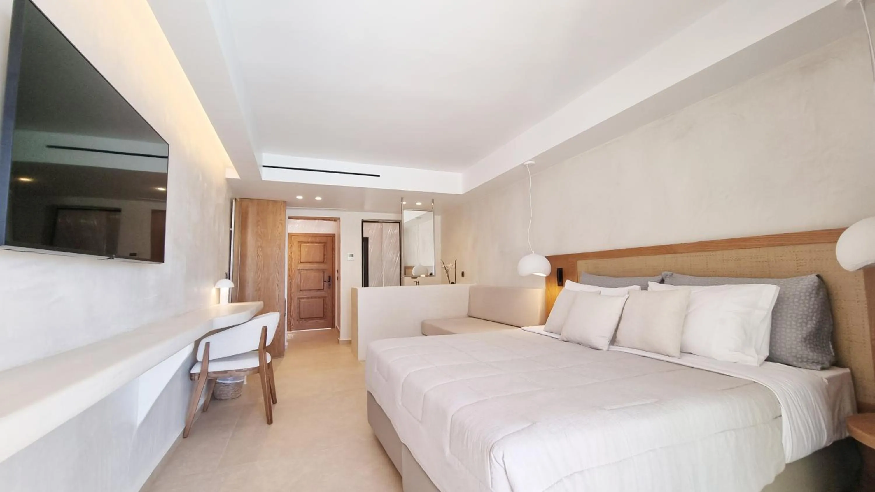 Bedroom, Bed in Kavuras Village Hotel & Suites