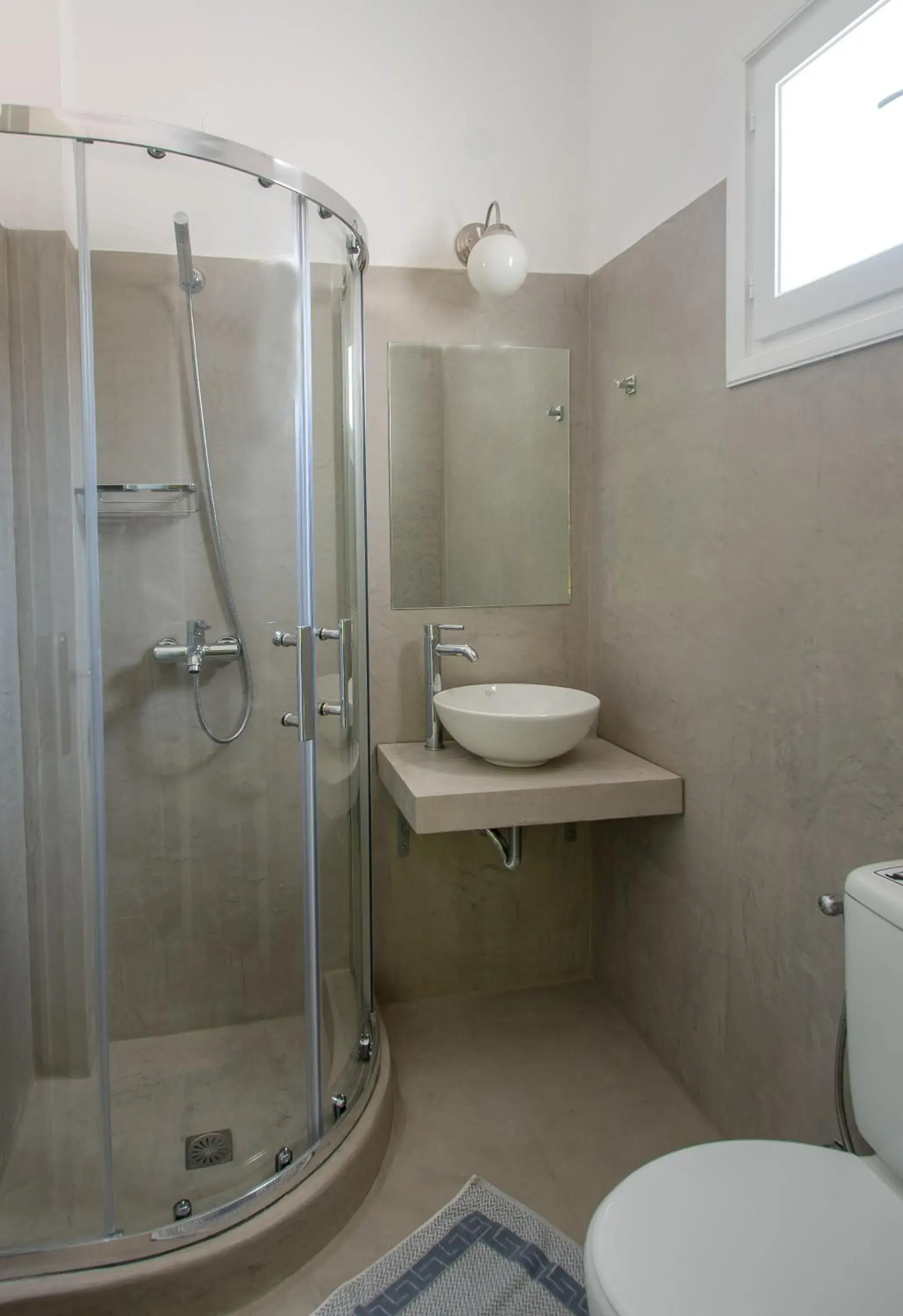 Queen Room with Garden View in Remvi Queen Room with Garden View in Remvi