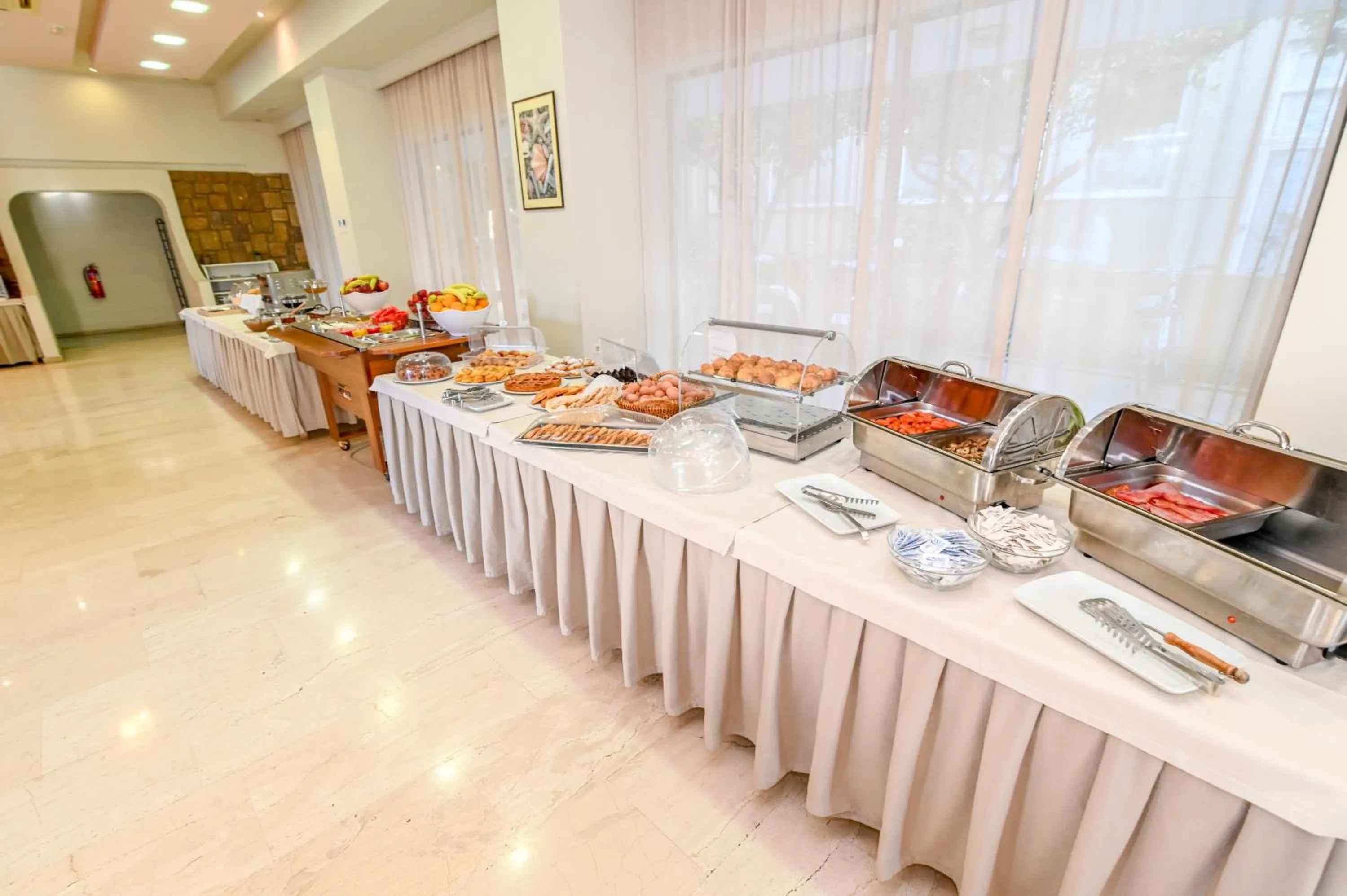 Saint Constantine Hotel