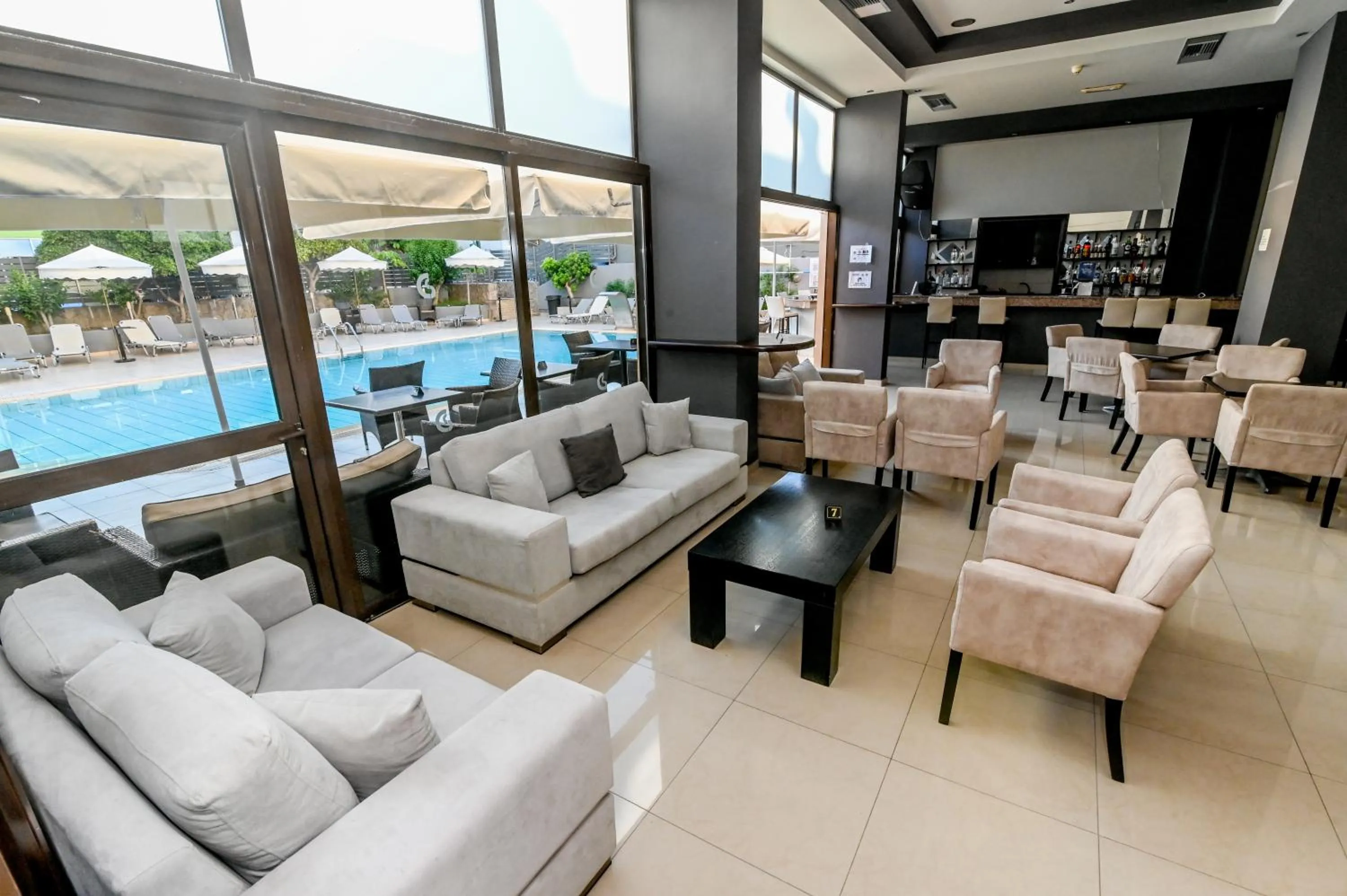 Saint Constantine Hotel