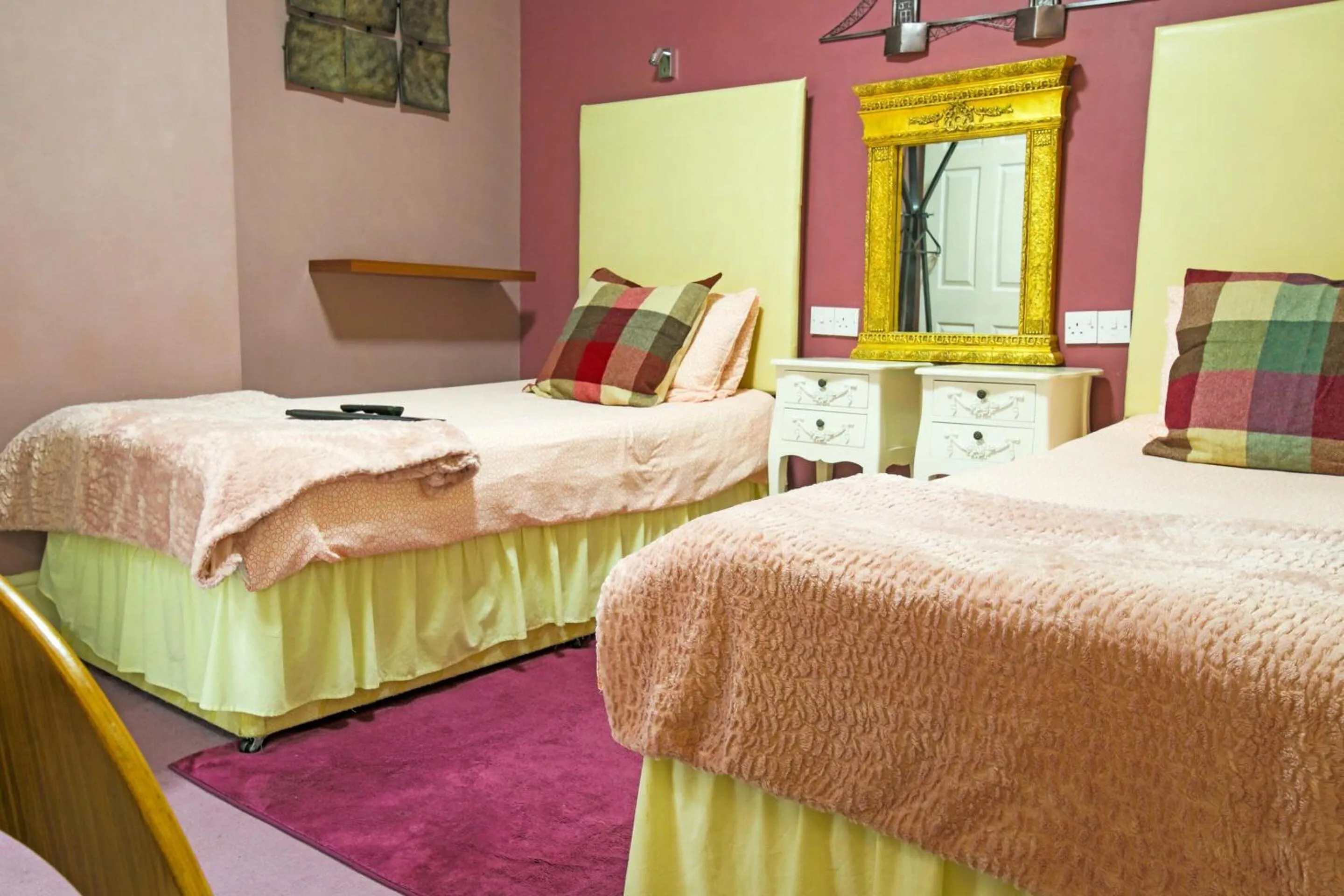 Bedroom, Bed in Hotel Mj Kingsway, Cleethorpes Seafront