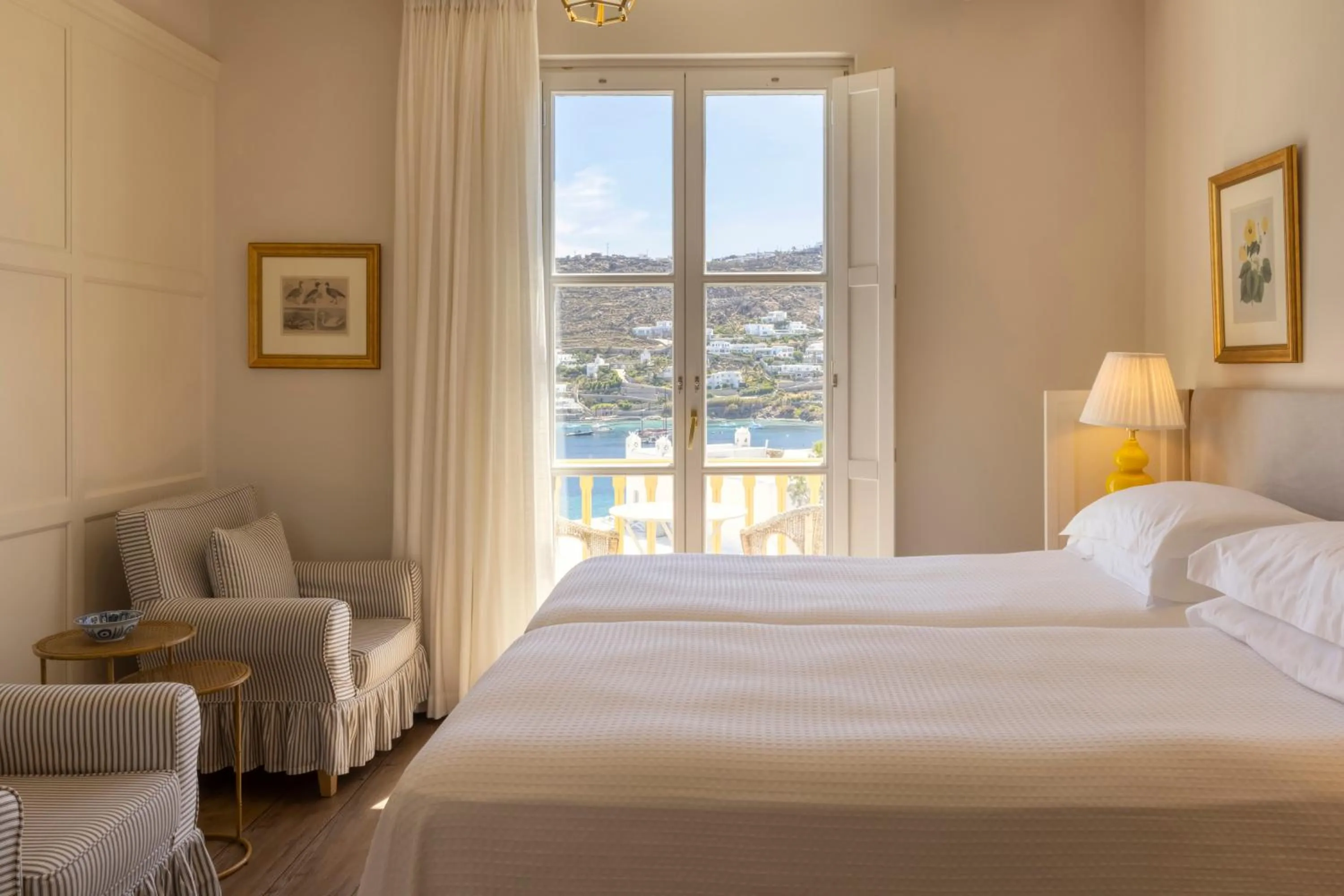 Bedroom, Bed in Dorion Hotel