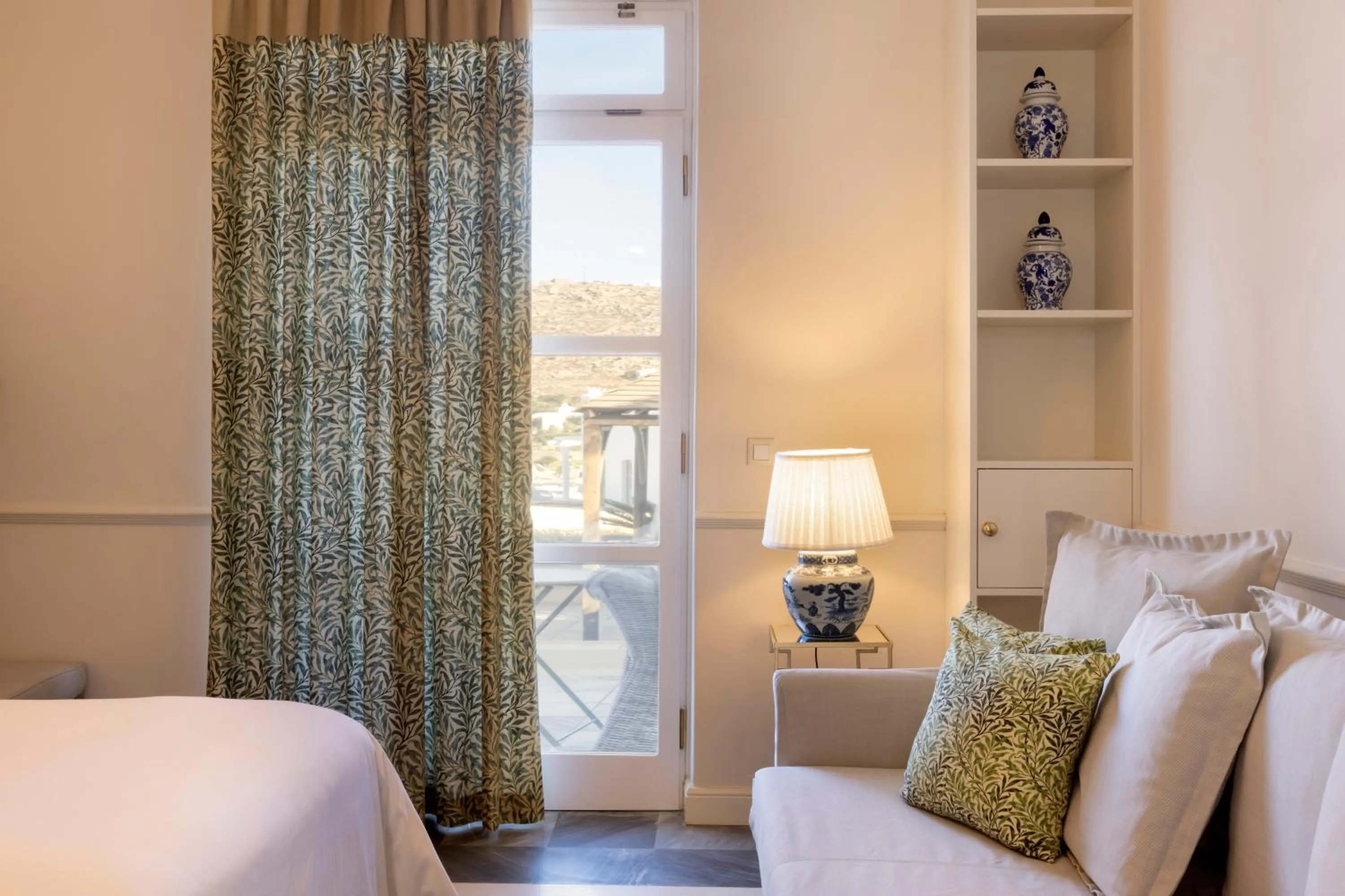 Photo of the whole room, Bed in Dorion Hotel