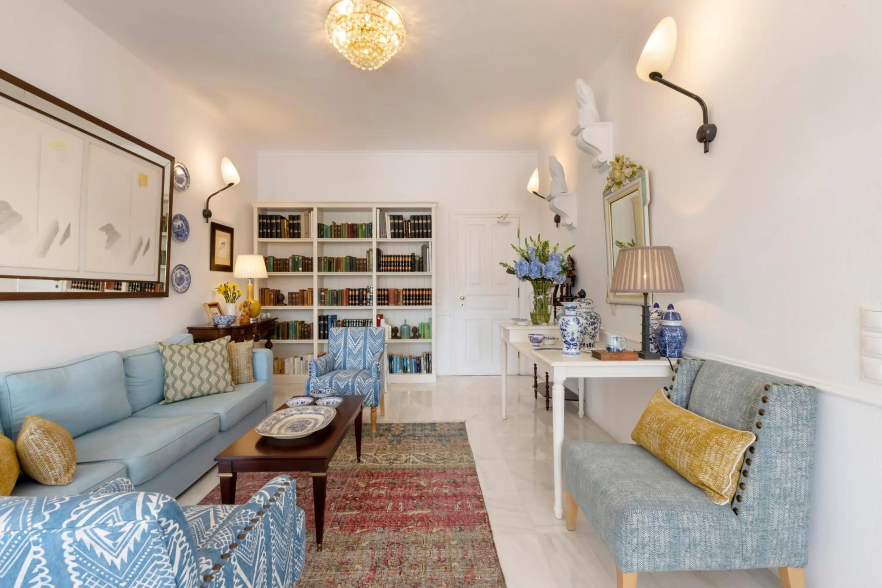 Seating area in Dorion Hotel