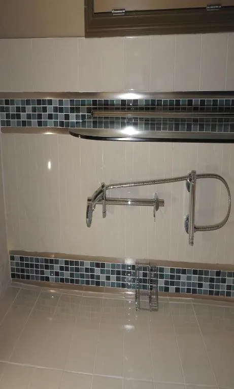 Bathroom in The Dolphin Hotel