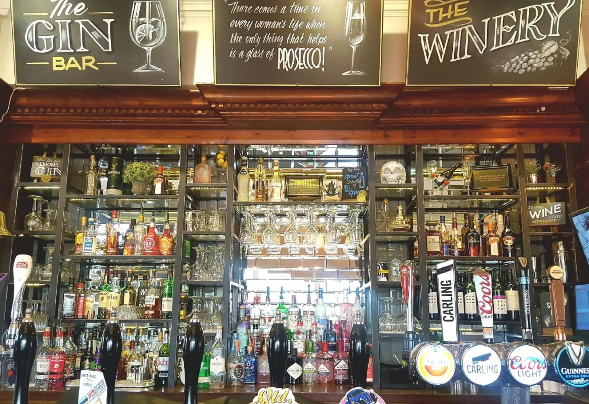 Lounge or bar in The Dolphin Hotel