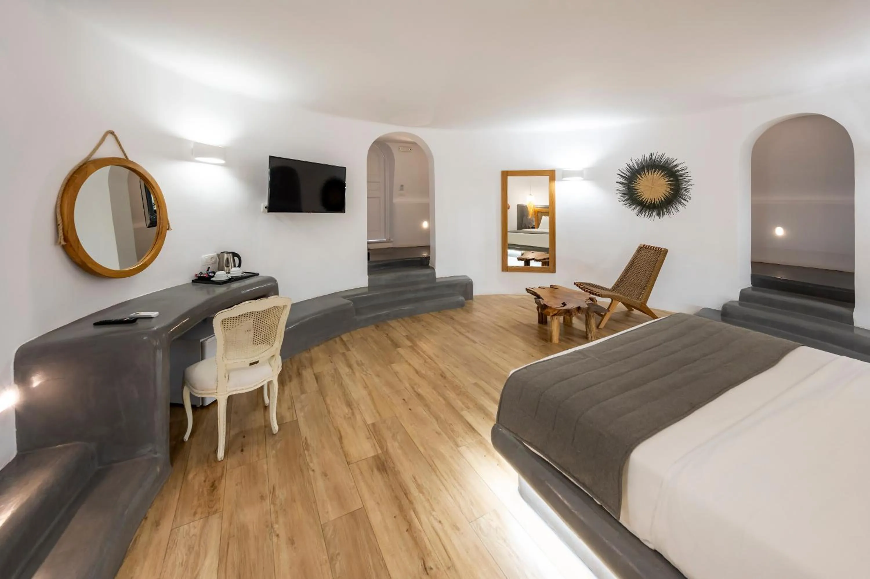 Bedroom, Bed in Smy Mediterranean White Santorini