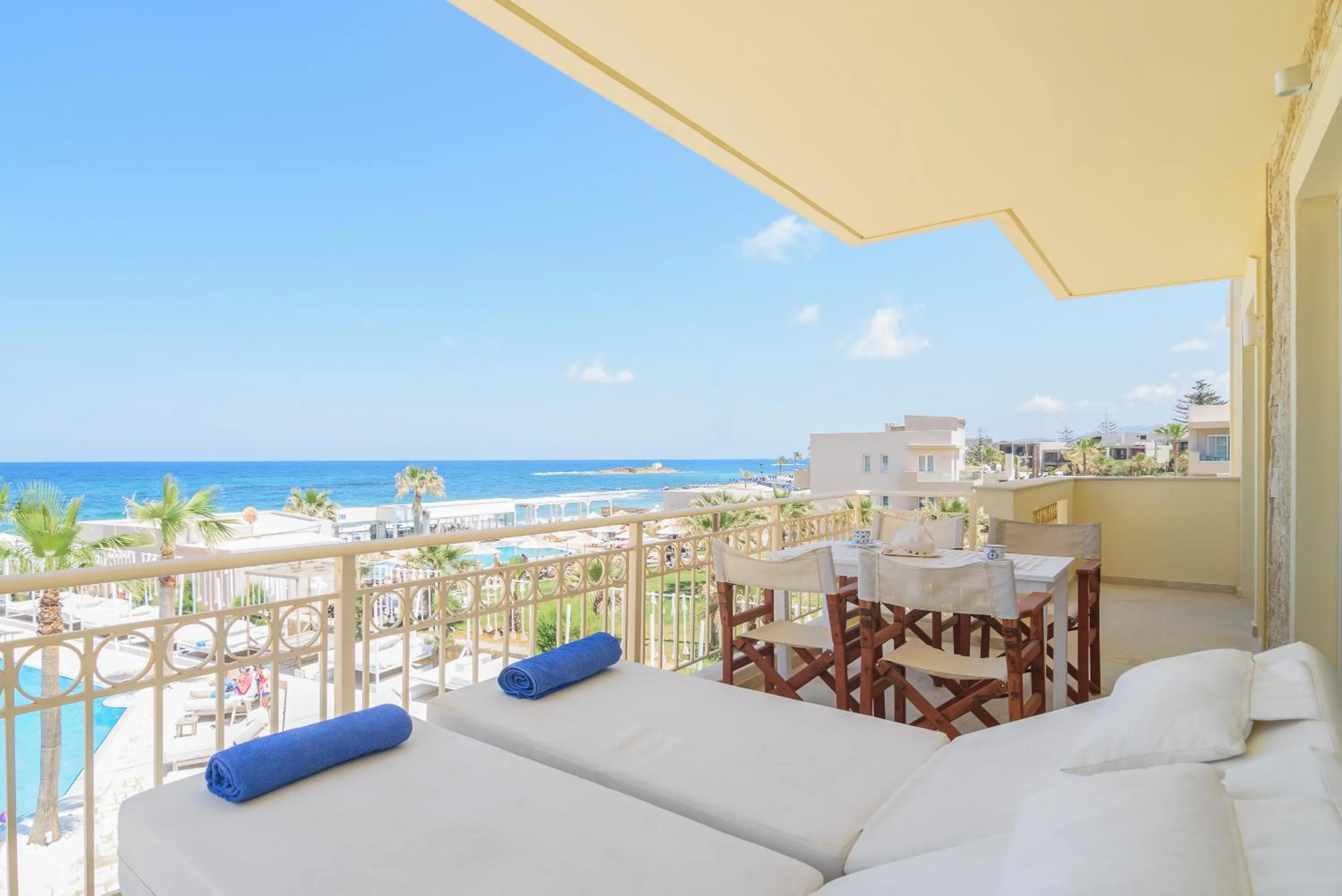 Parthenis Beach, Suites by the Sea