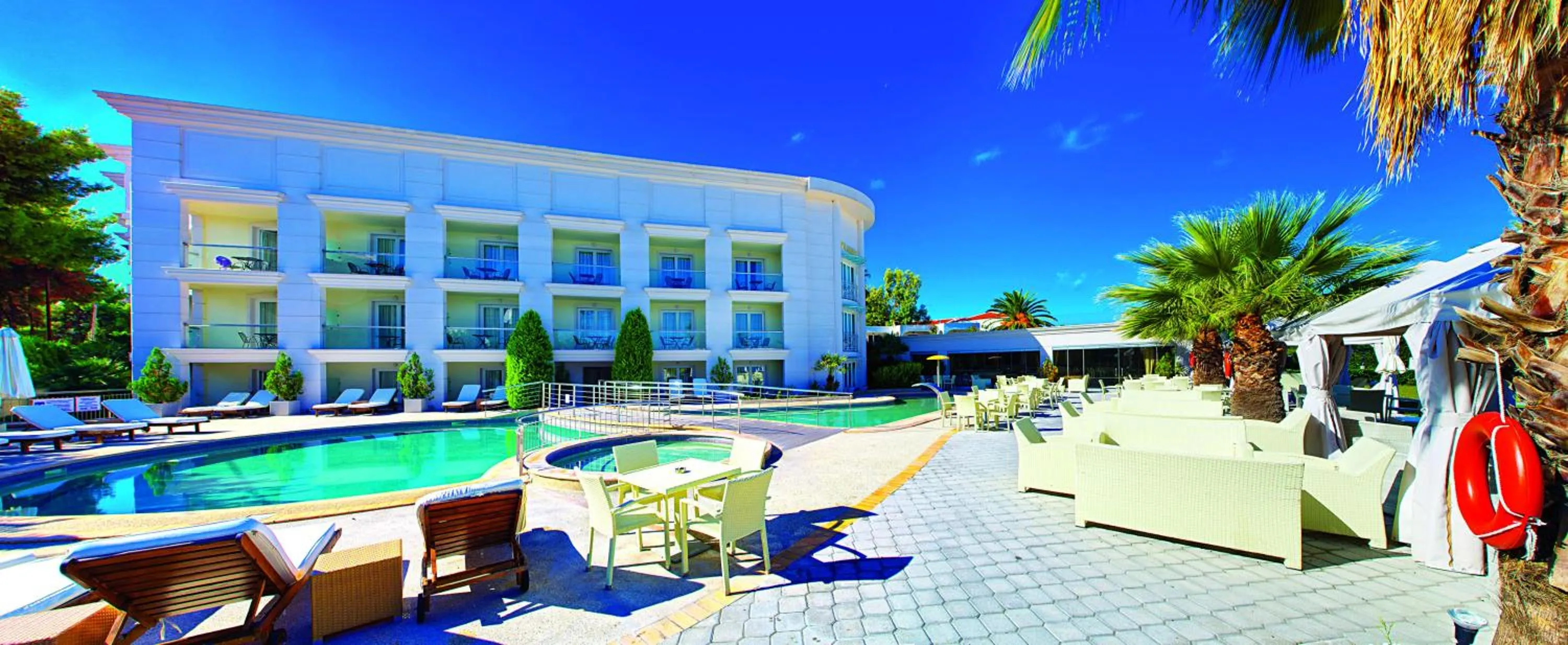 Property building in Elinotel Apolamare Hotel