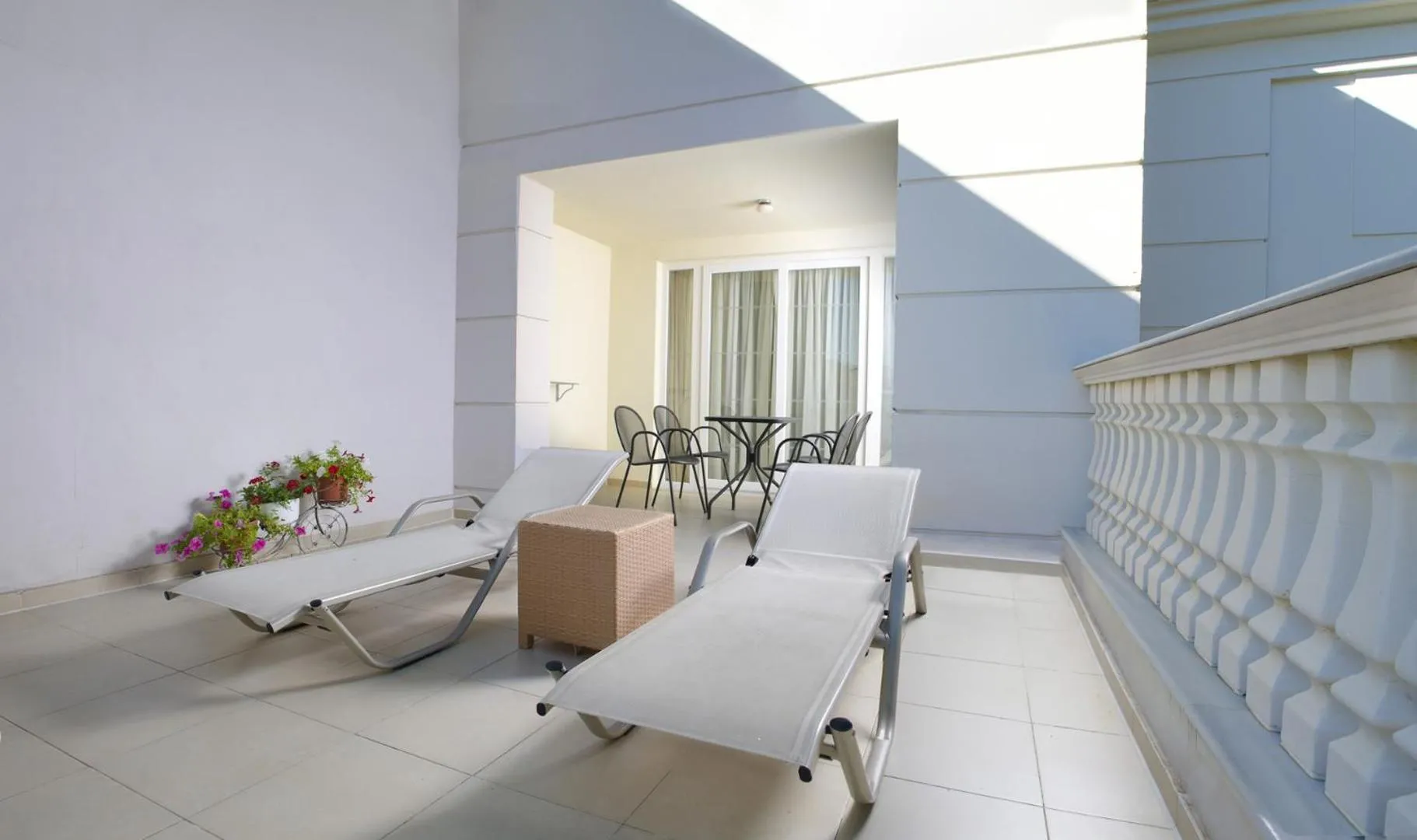 Balcony/Terrace in Elinotel Apolamare Hotel