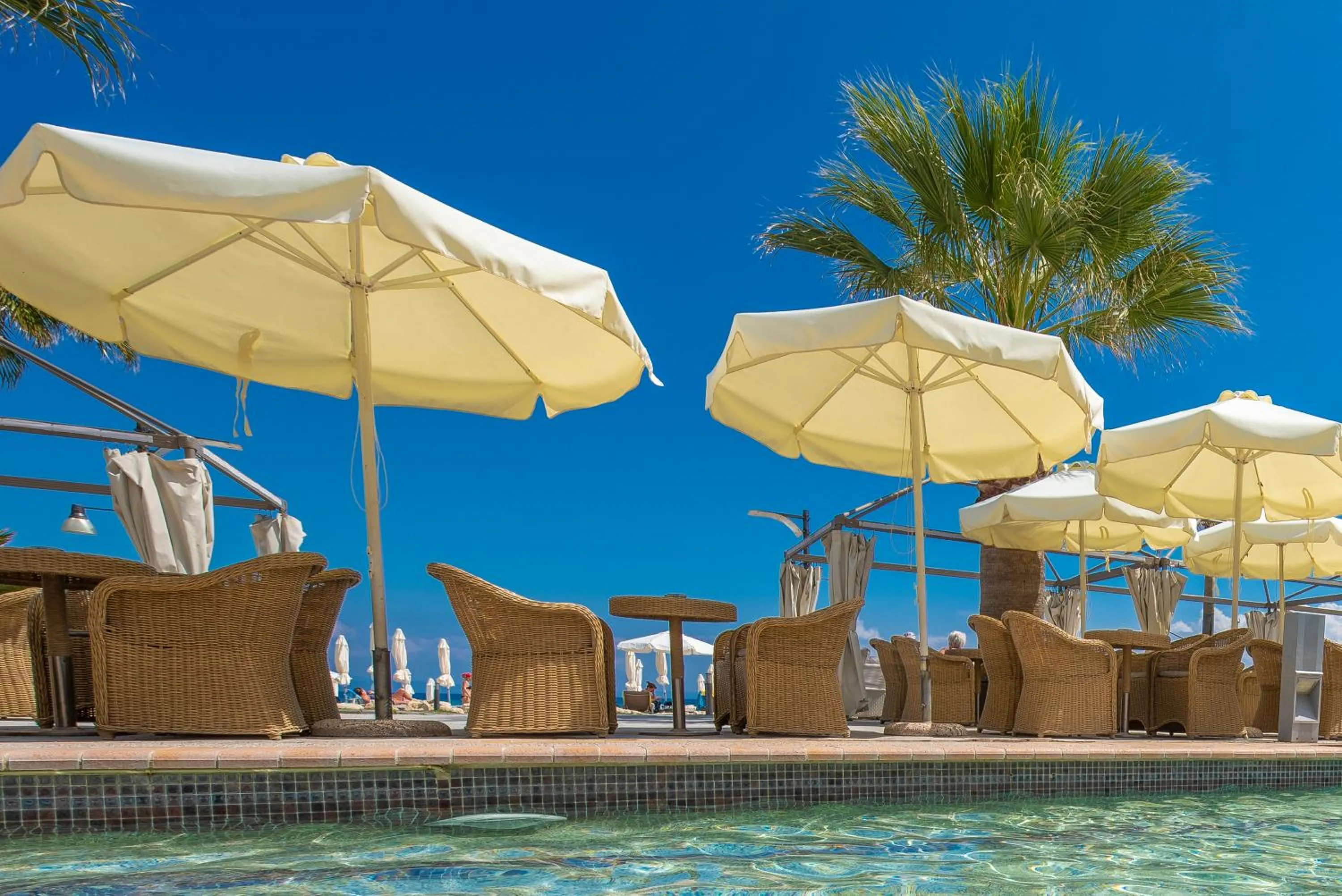 Swimming pool in Elinotel Apolamare Hotel