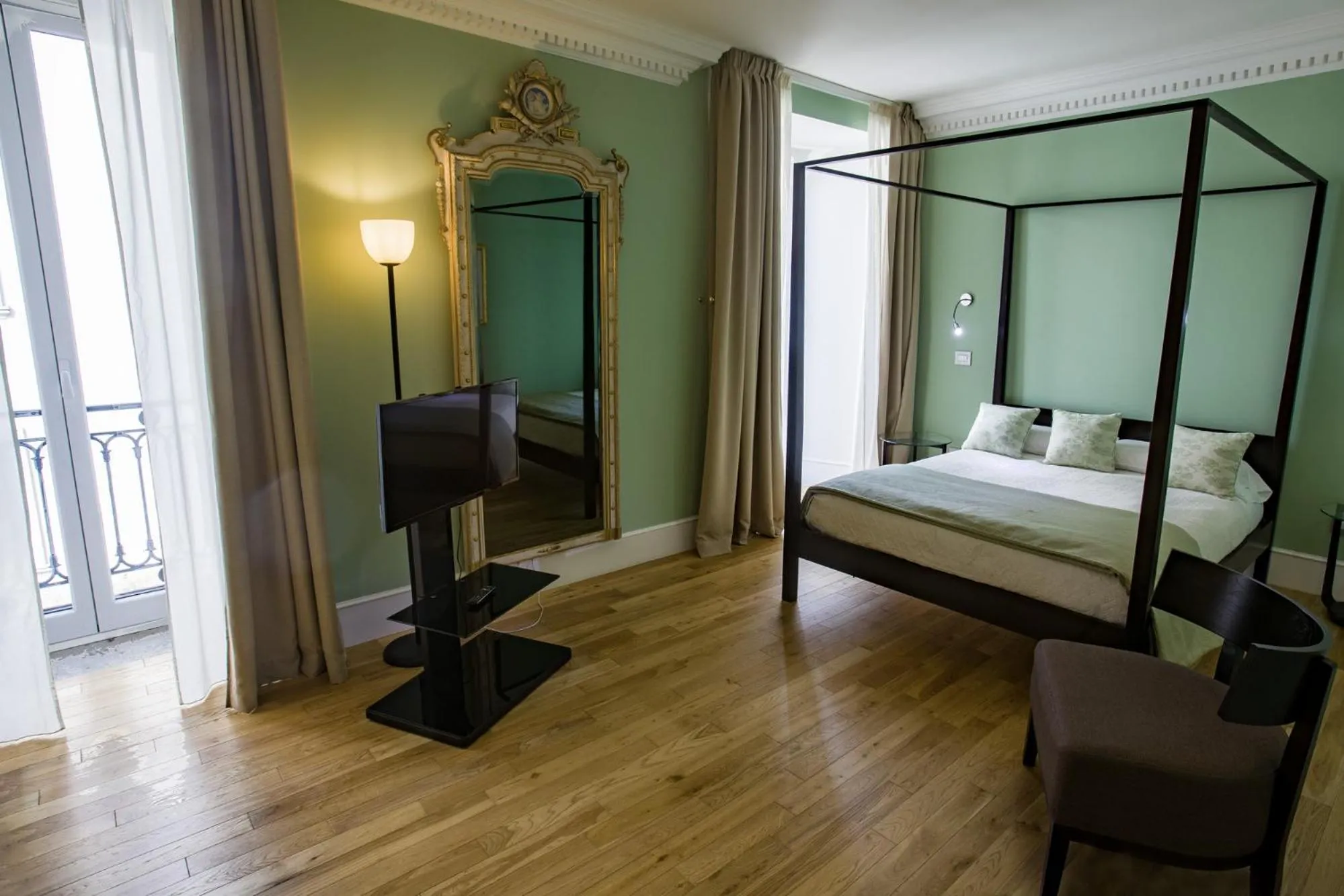 Photo of the whole room in Palazzo del Senatore