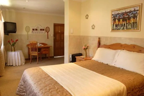 Bed in Lajava Guest Lodge