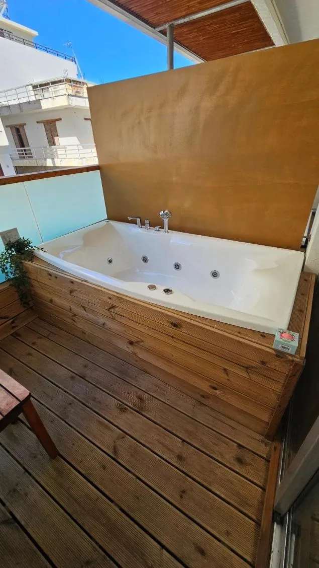 Atlantis Boutique City Hotel