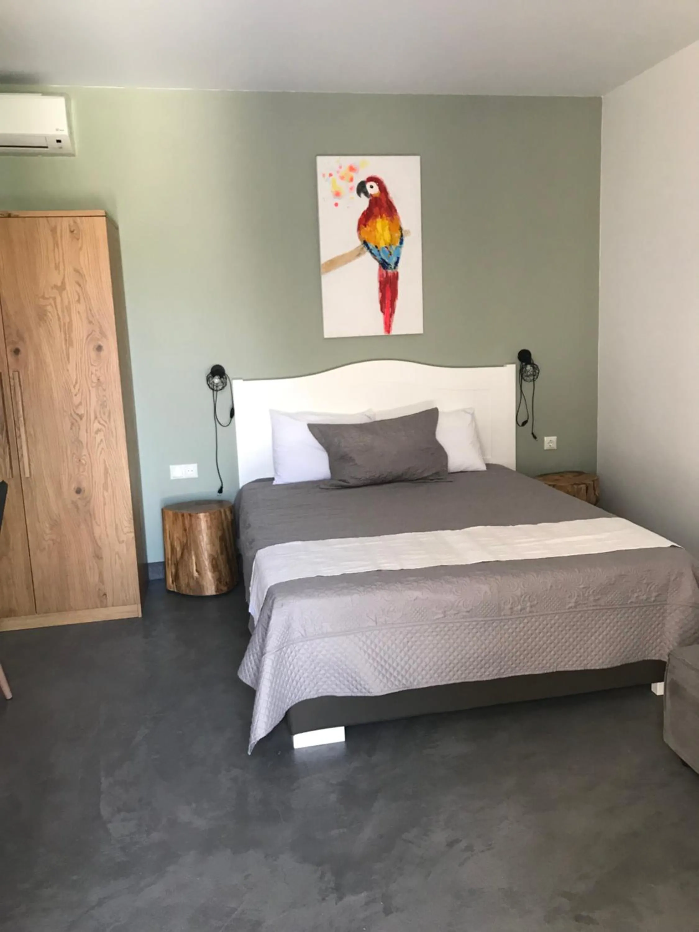 Bedroom, Bed in Anthelia
