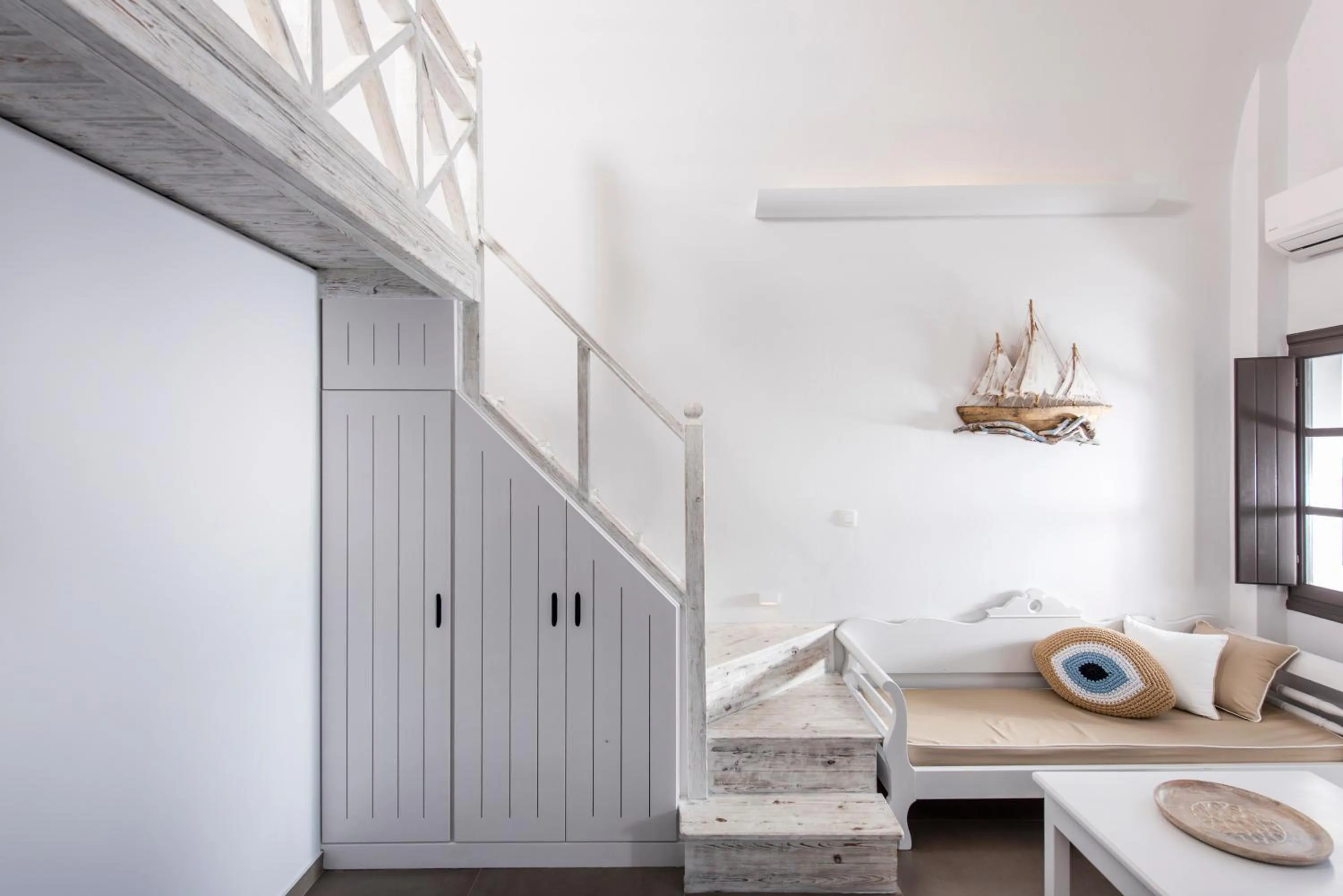 Time of day, Bed in Caldera's Memories