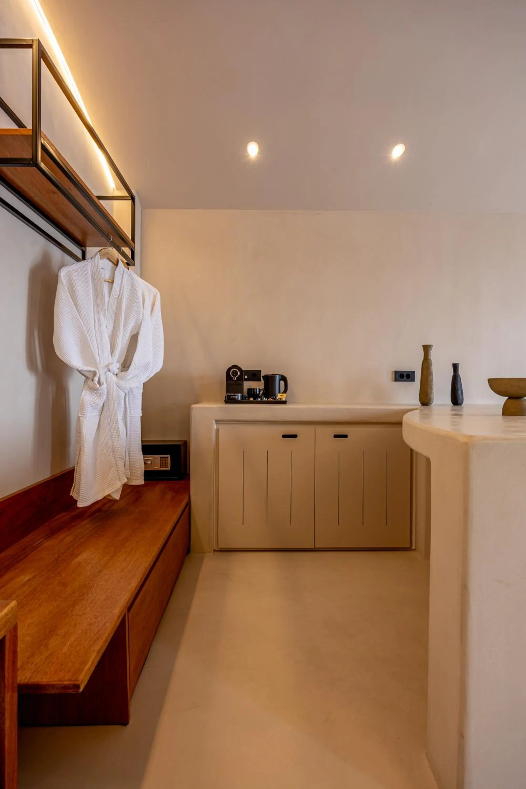 minibar in Caldera's Memories