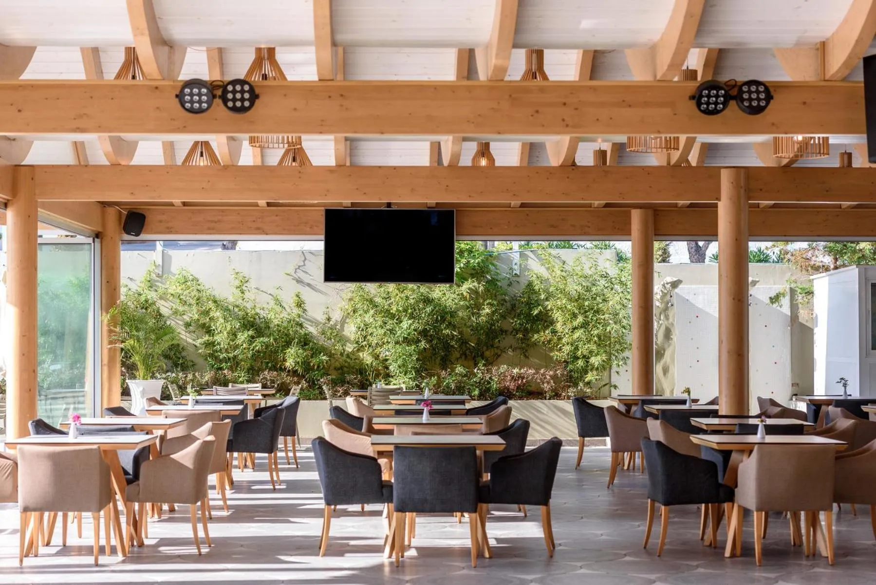 TV and multimedia in Star Beach Village & Water Park