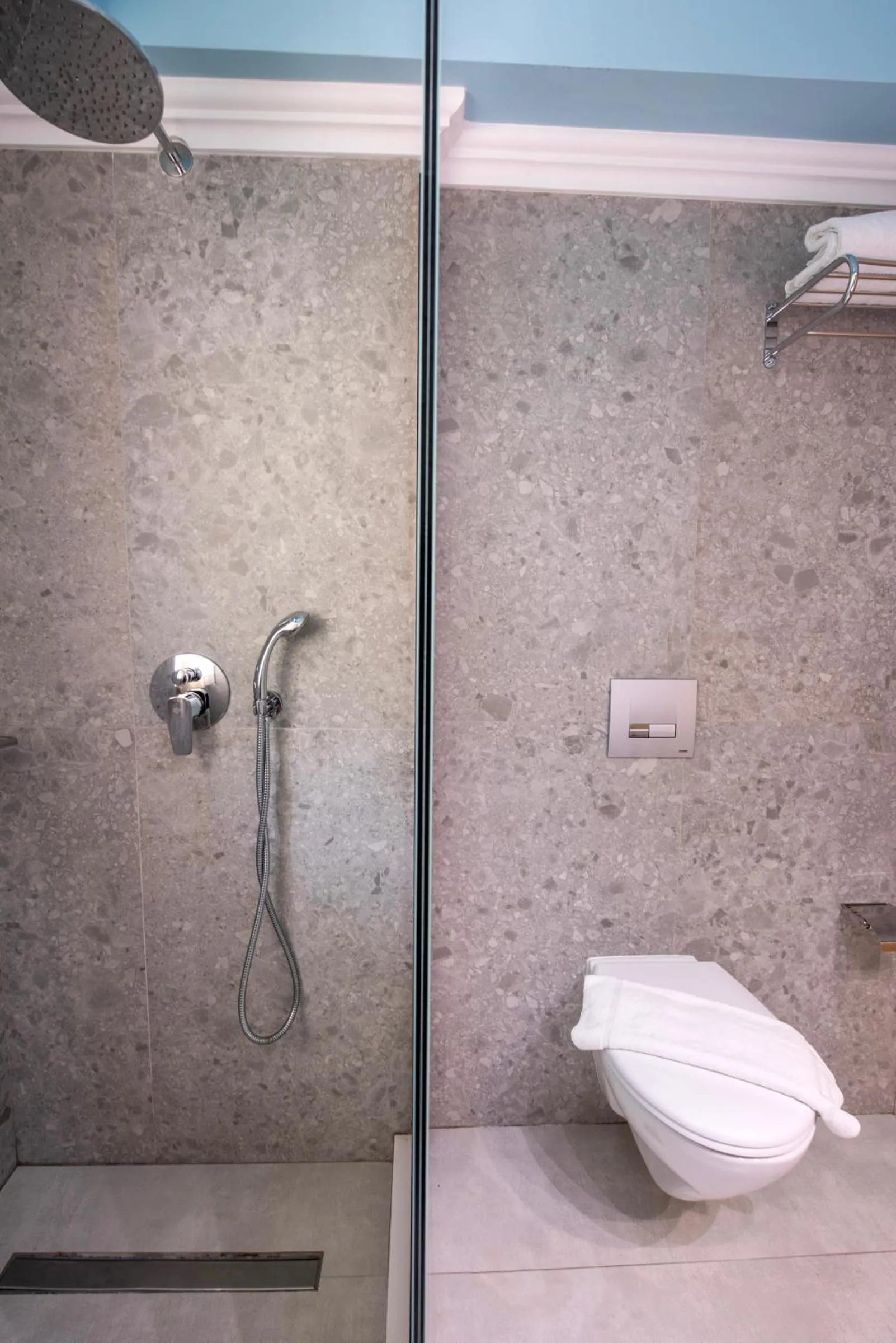 Shower in Star Beach Village & Water Park