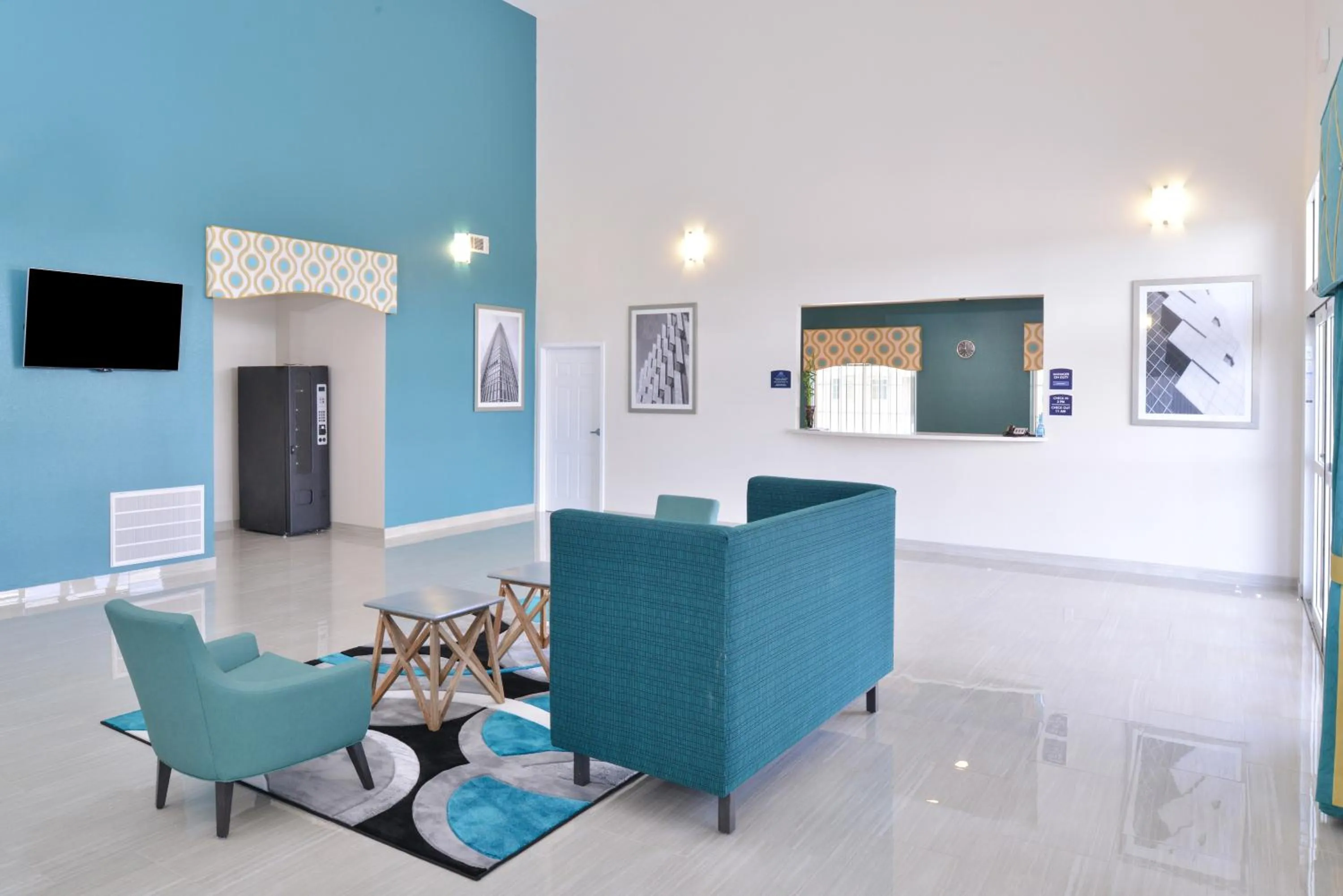 Lobby or reception in Regency Inn & Suites- NW Houston