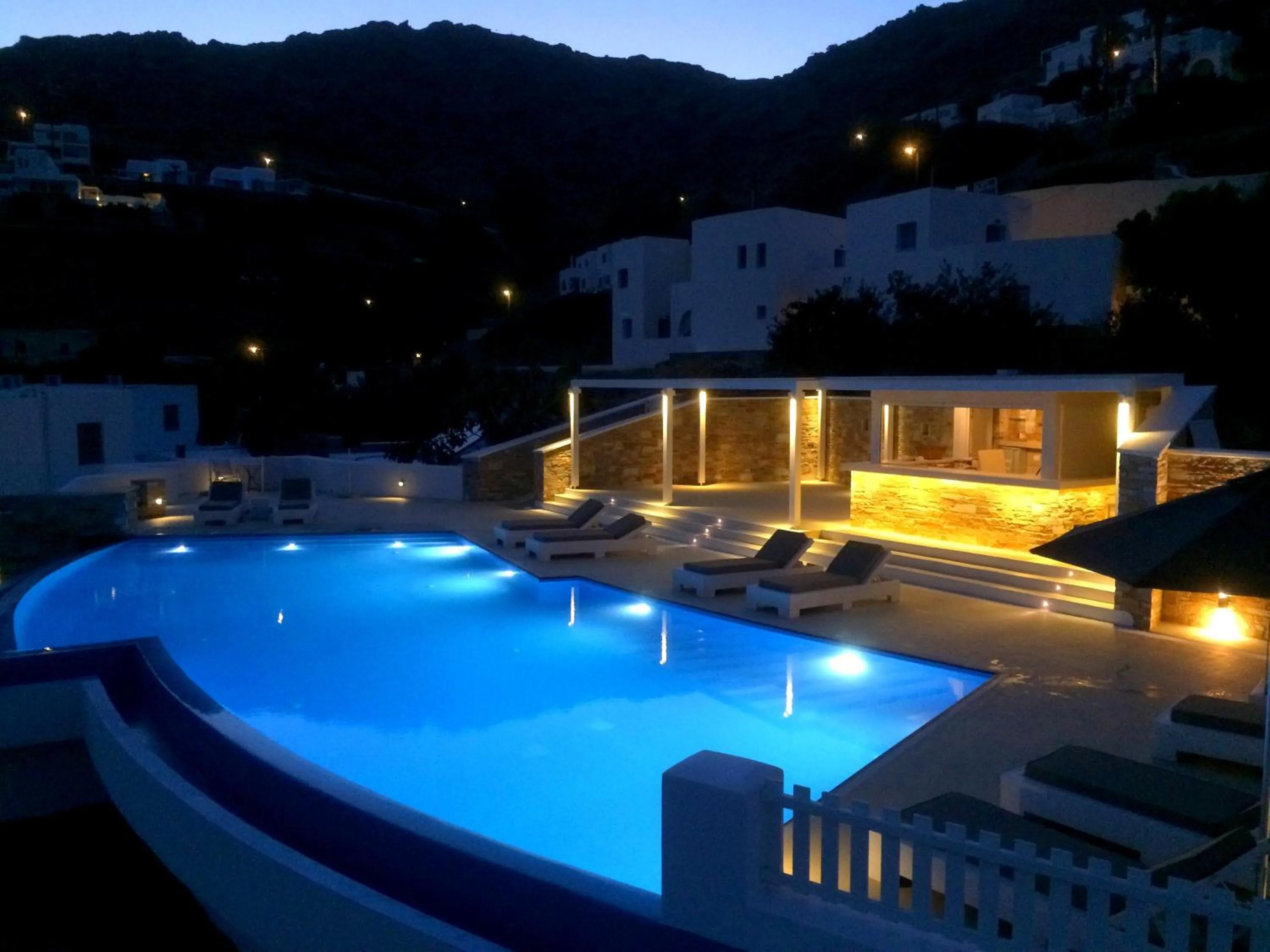 Night in Galaxy Hotel