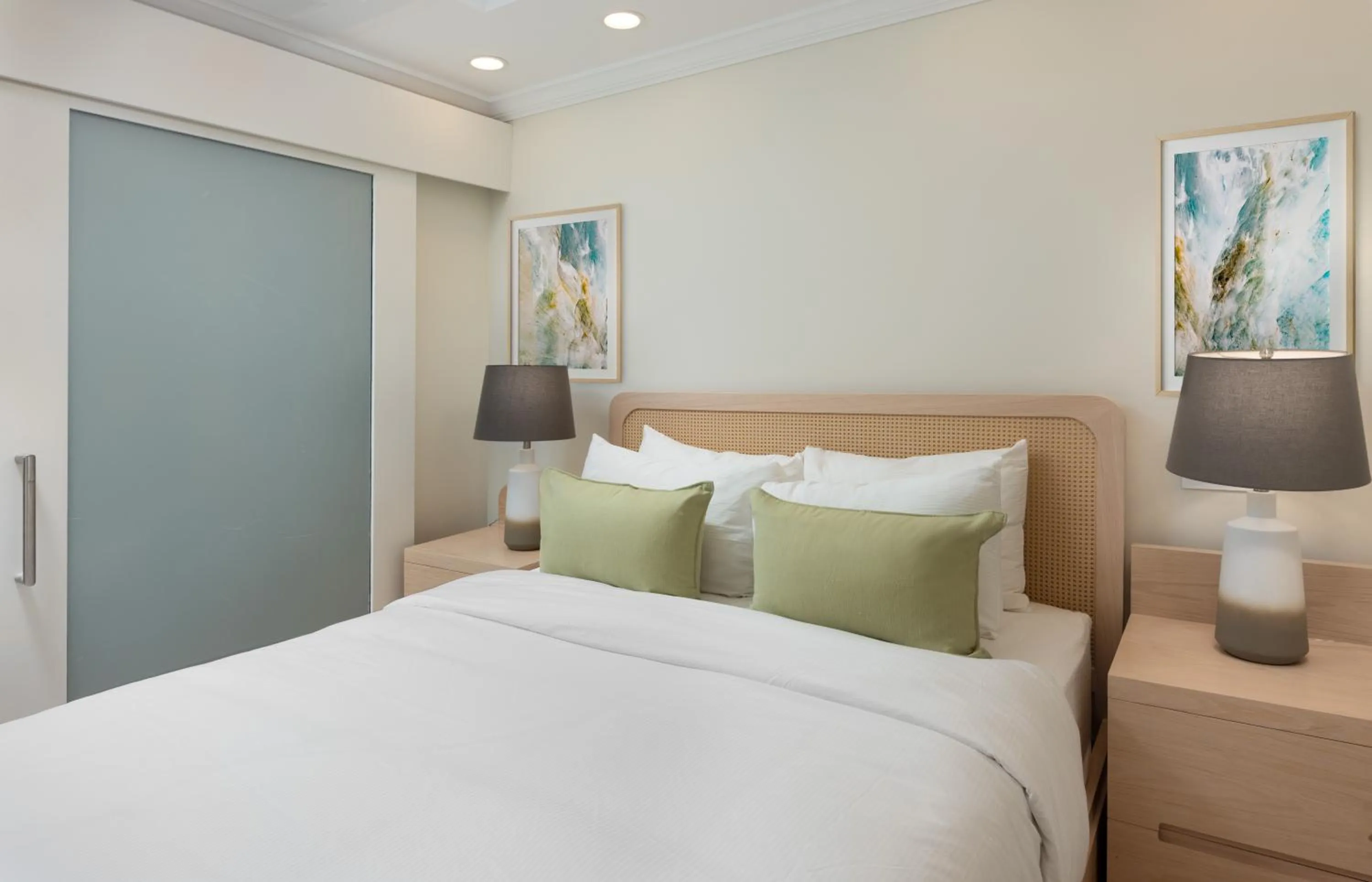 Bed in The Crane Resort