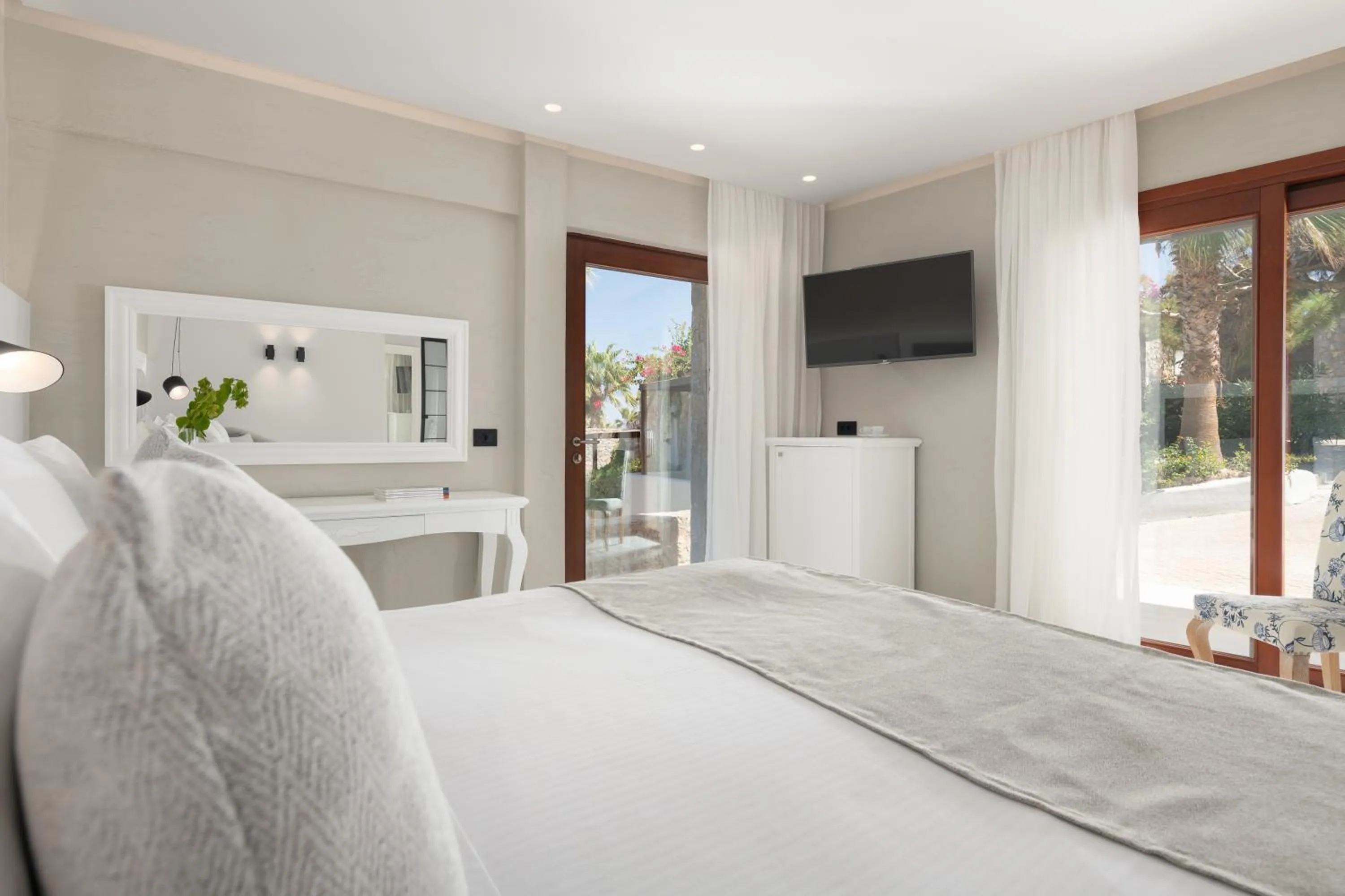 Bedroom, Bed in Ikaros Beach, Luxury Resort & Spa - Adults Only
