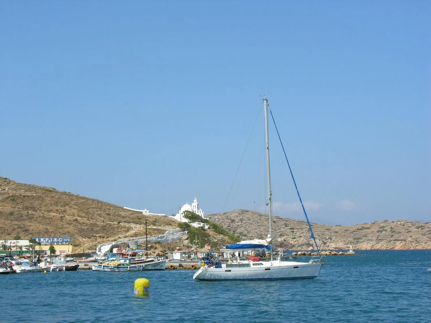 Area and facilities in Ios Pelagos