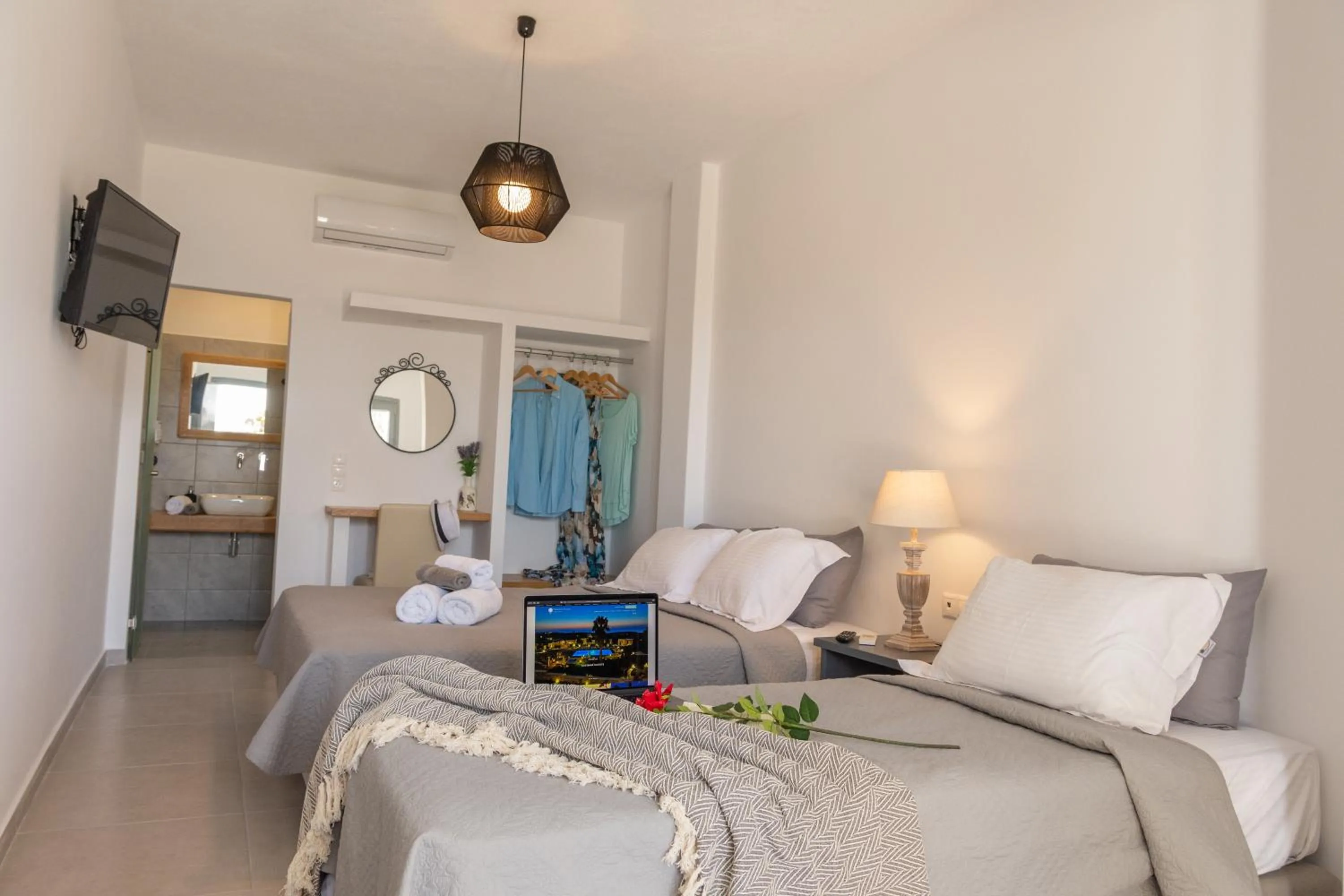 Photo of the whole room in Fragoulis Village