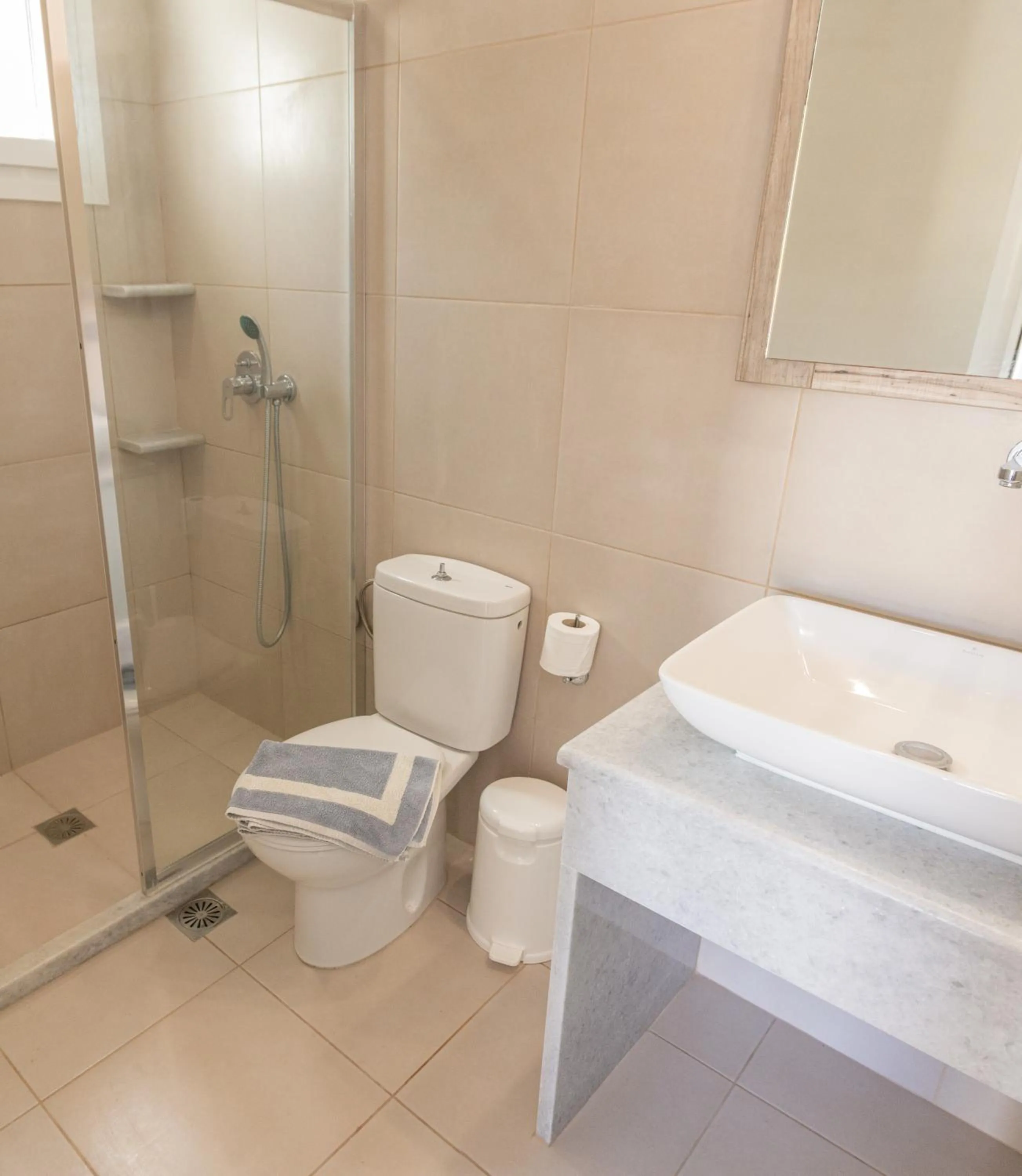 Bathroom in Fragoulis Village