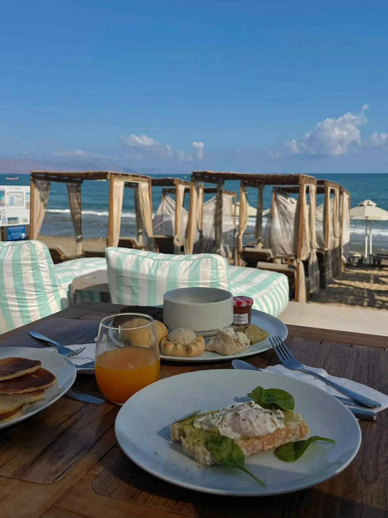 Restaurant/places to eat in Τhe Noverian Antama Organic Beach Resort Chania