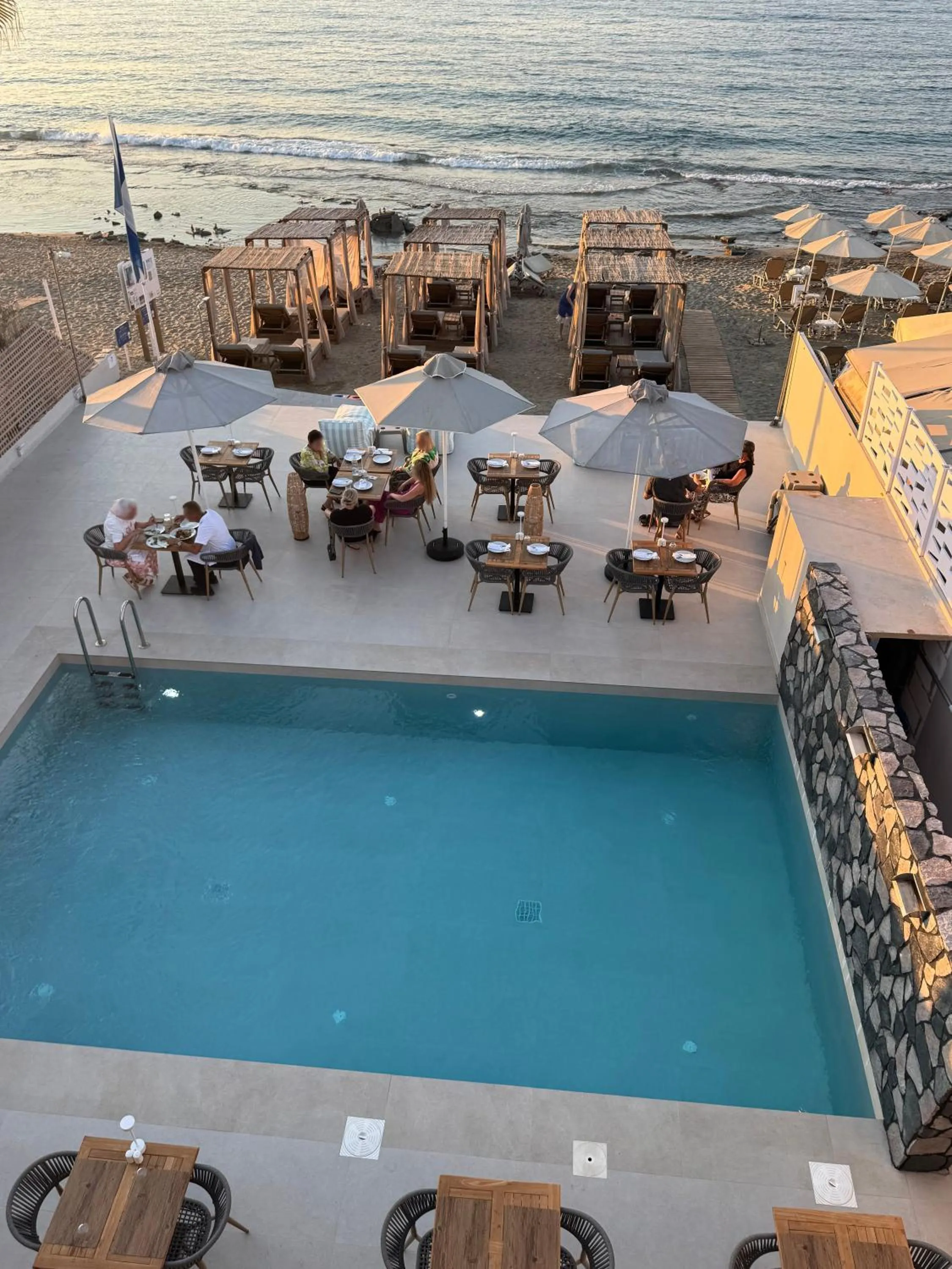 Restaurant/places to eat in Τhe Noverian Antama Organic Beach Resort Chania