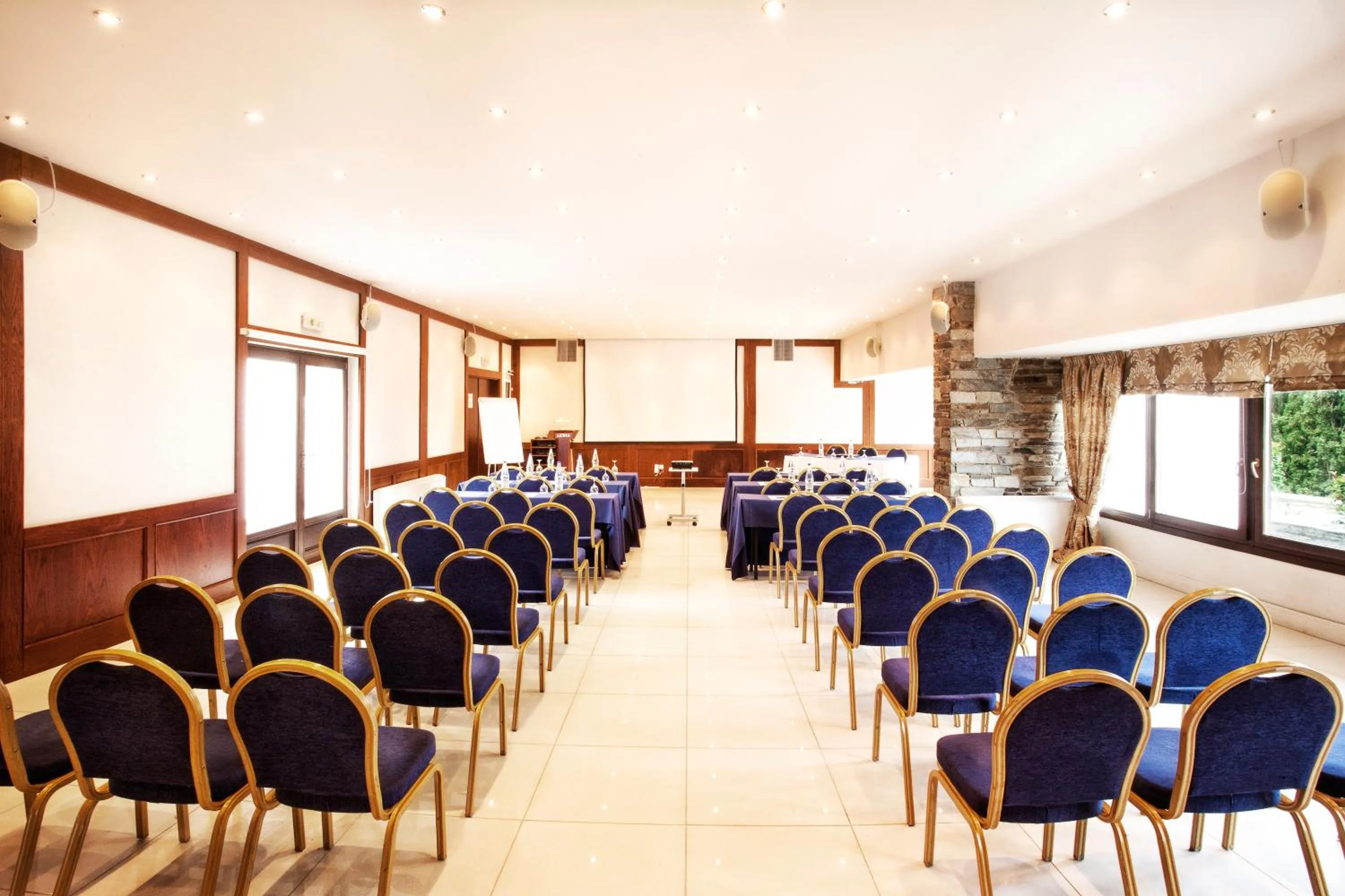 Banquet/Function facilities in Xenia Palace Portaria