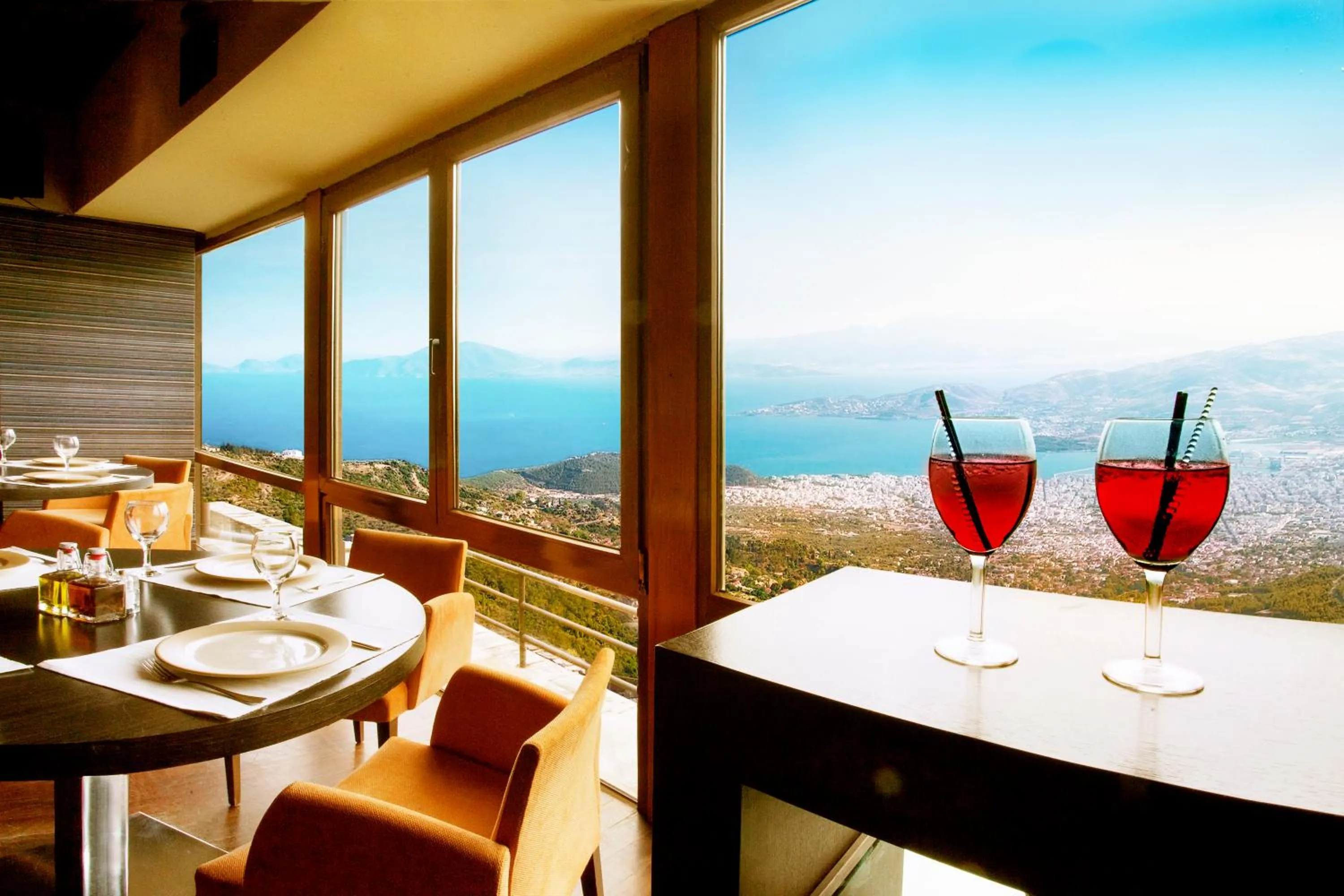 Restaurant/places to eat in Xenia Palace Portaria