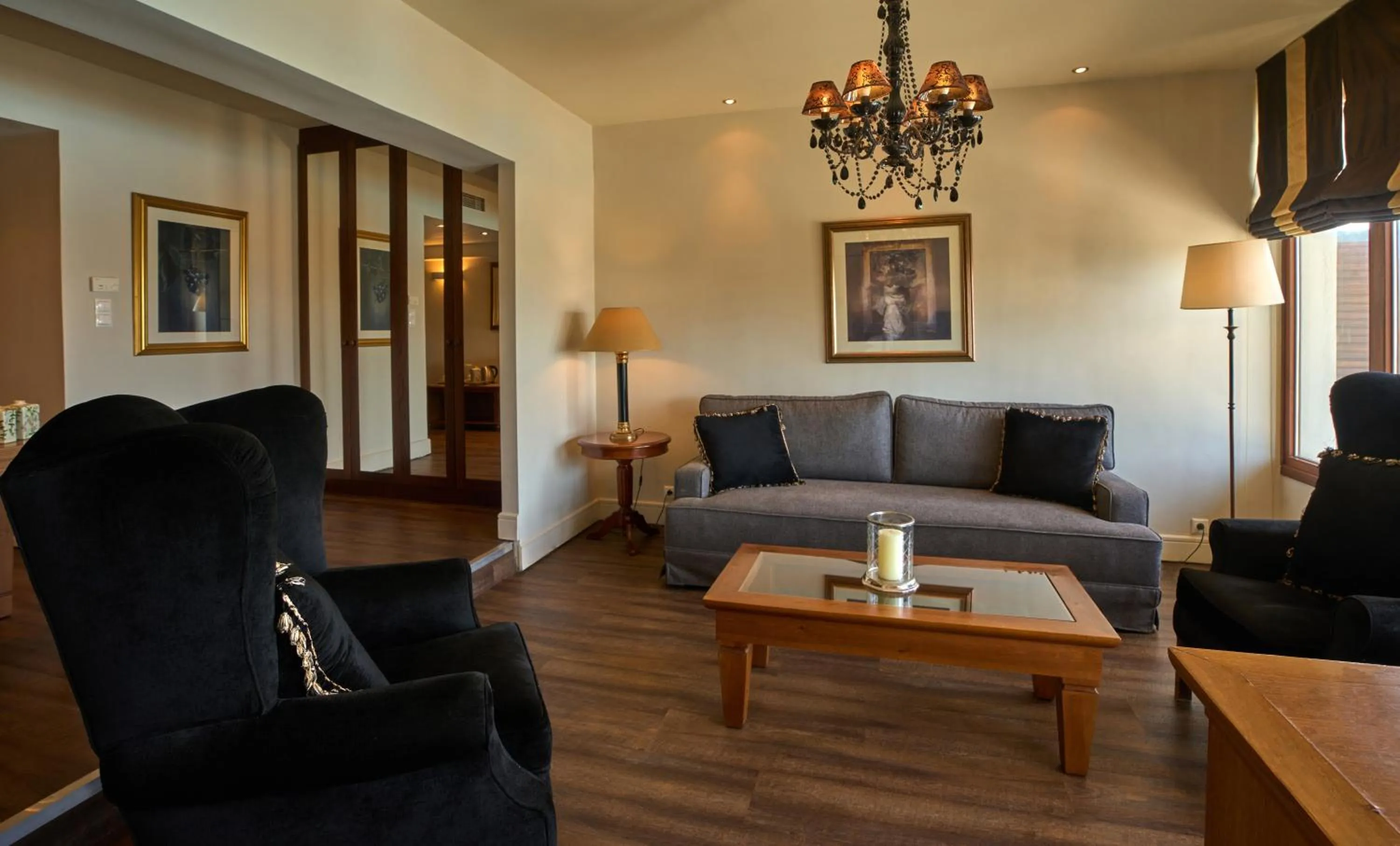 Property building in Xenia Palace Portaria