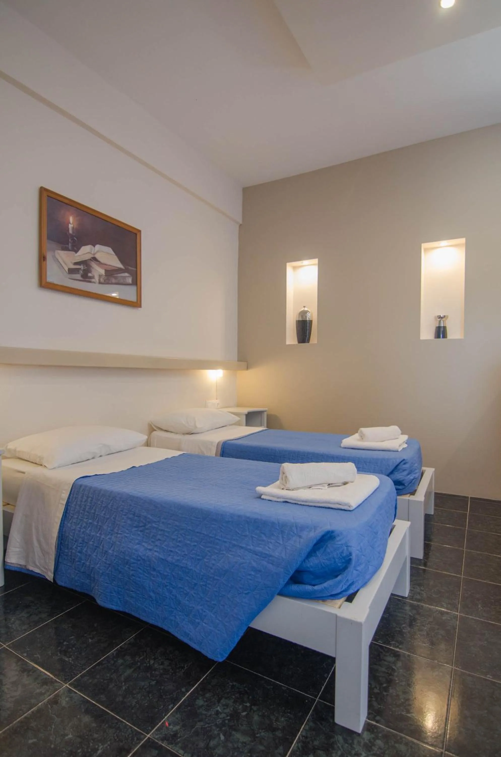 Bed in Skala Sunset Hotel and spa