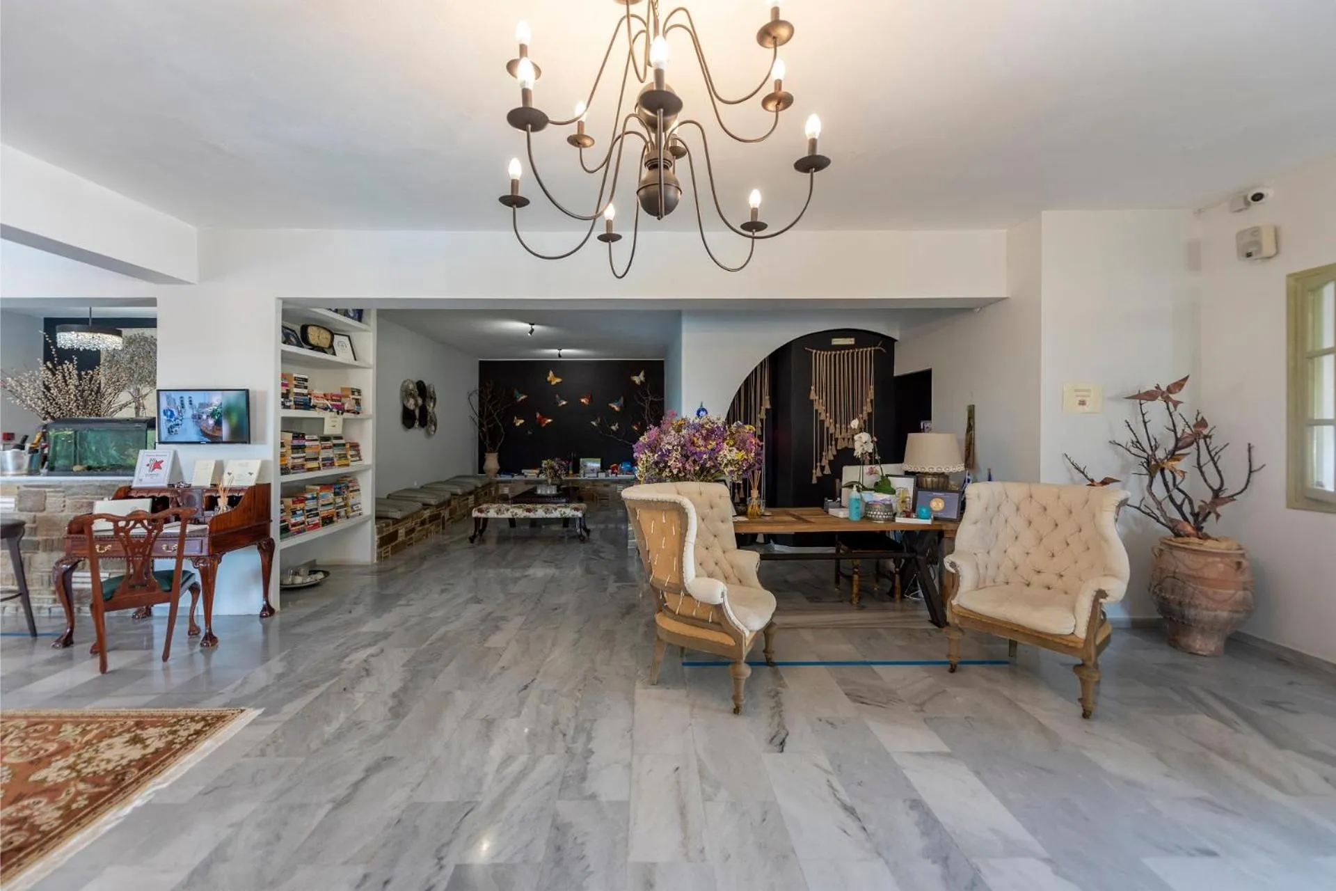 Lobby or reception in Parosland Hotel