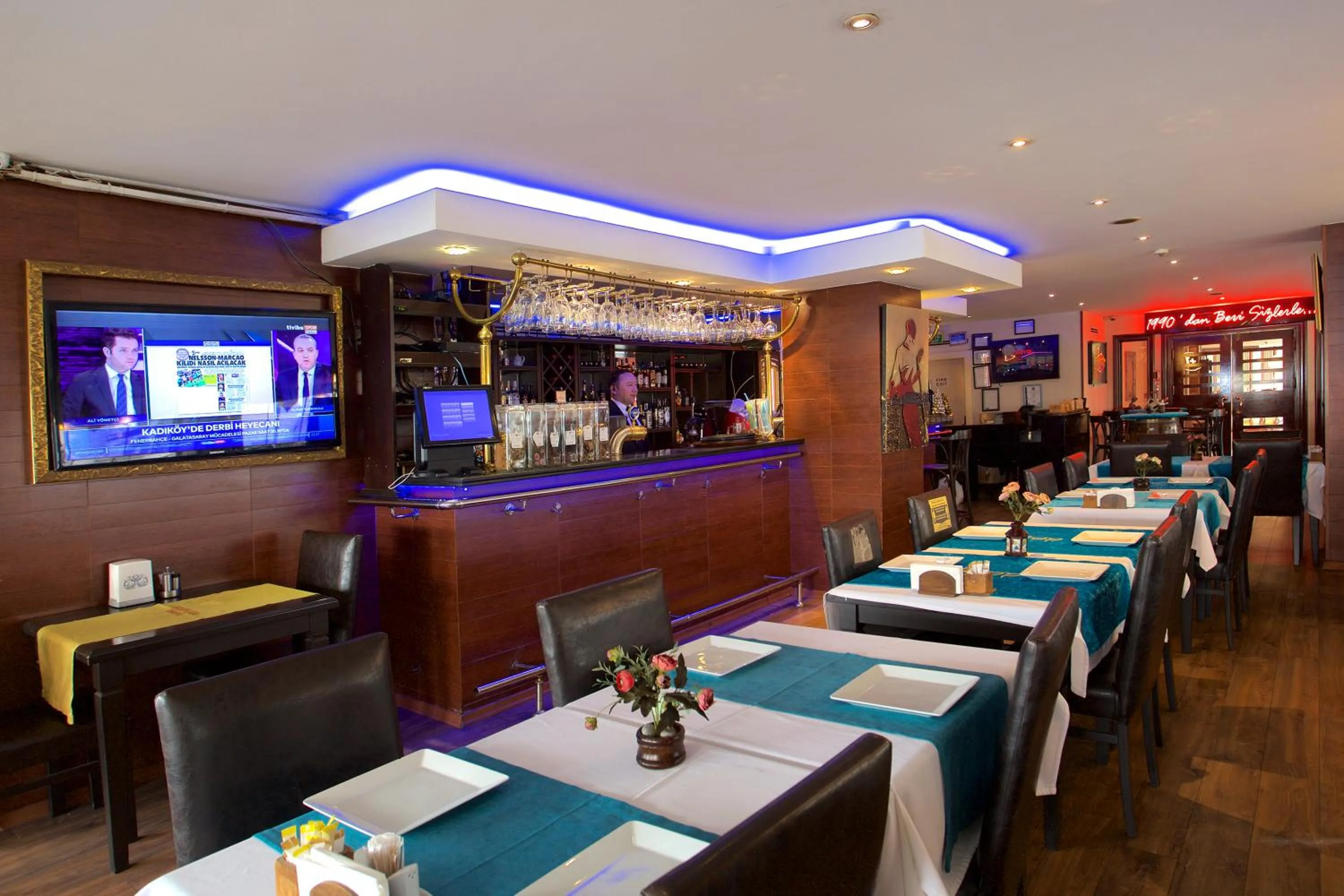 Restaurant/places to eat in Mosaic Hotel Old City -Special Category