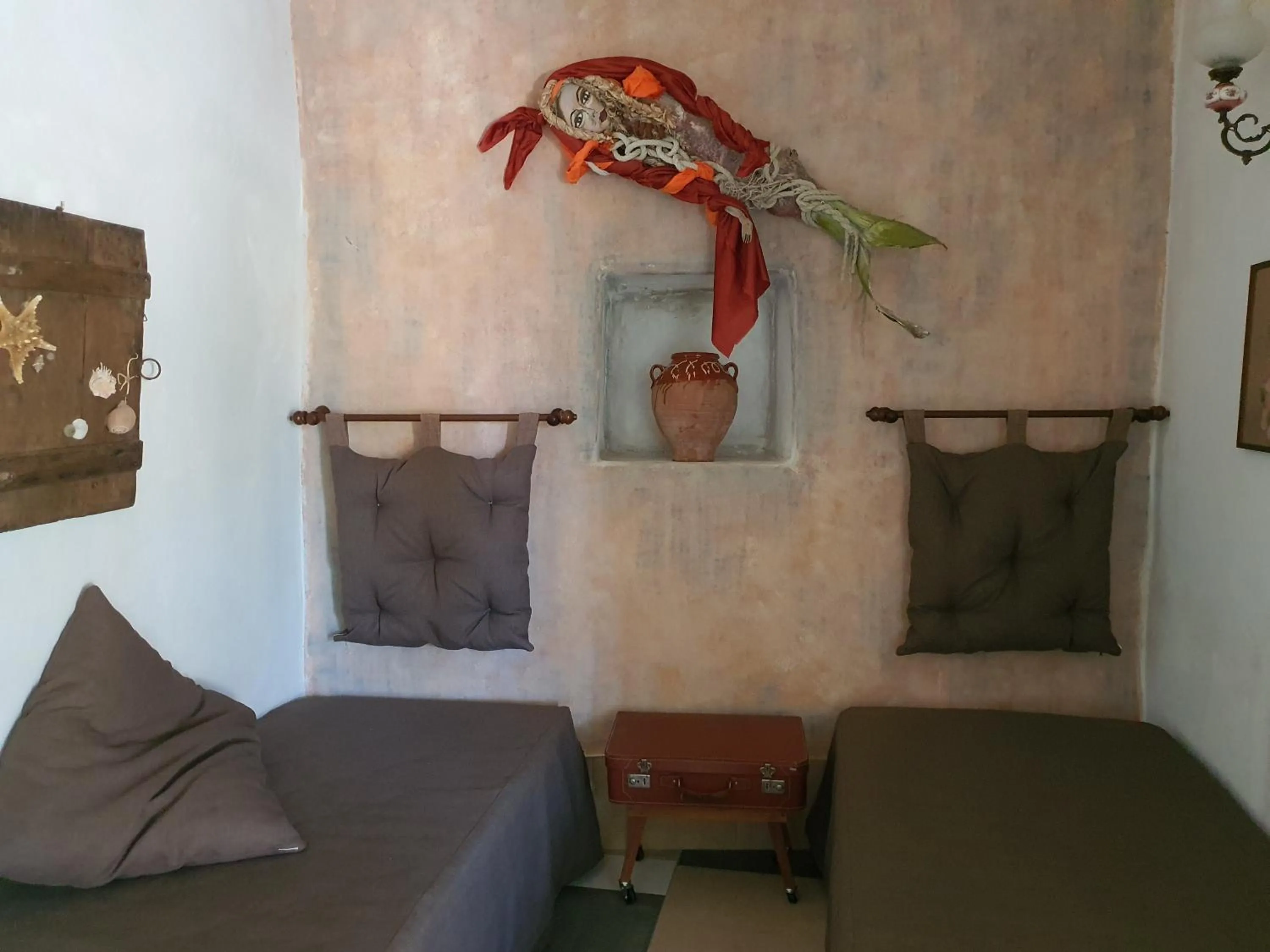 Seating area in Anthippi