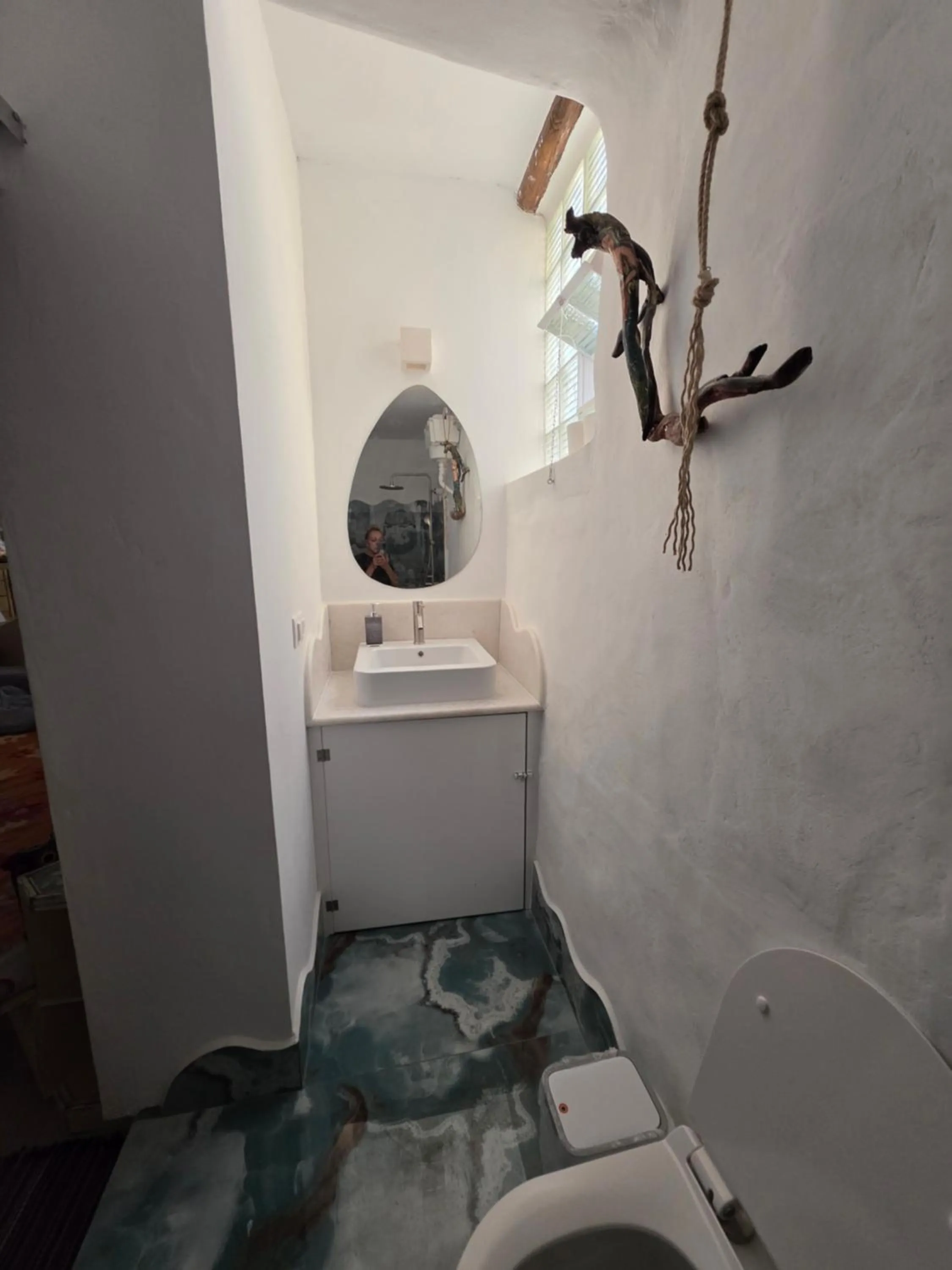 Bathroom in Anthippi